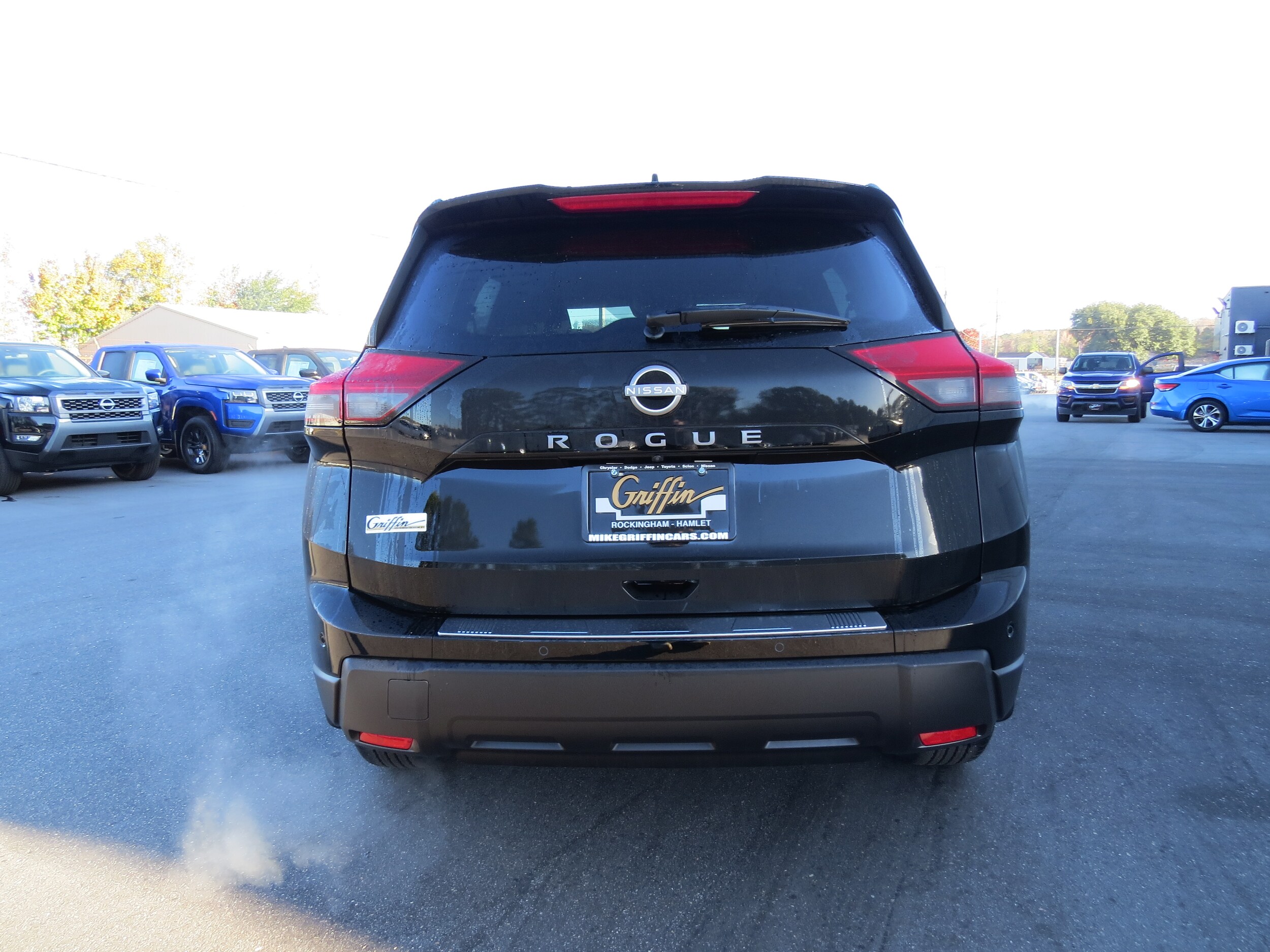 2026 Nissan Rogue SV - 4