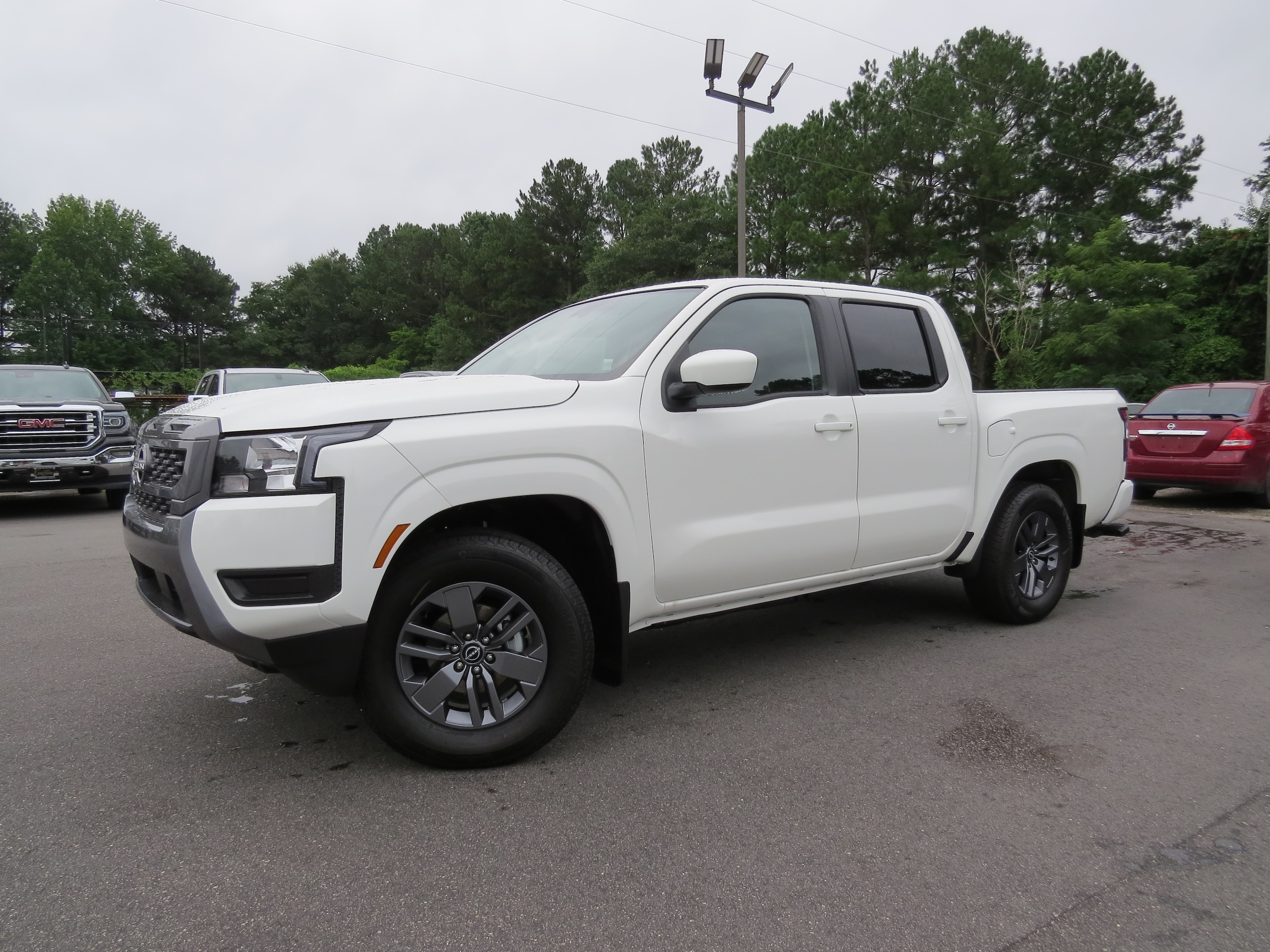 2025 Nissan Frontier SV - 1