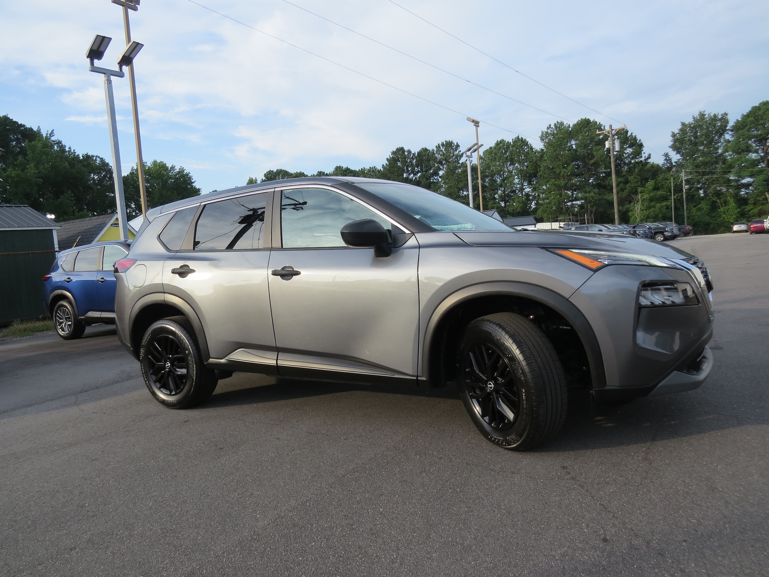 2023 Nissan Rogue S - 7