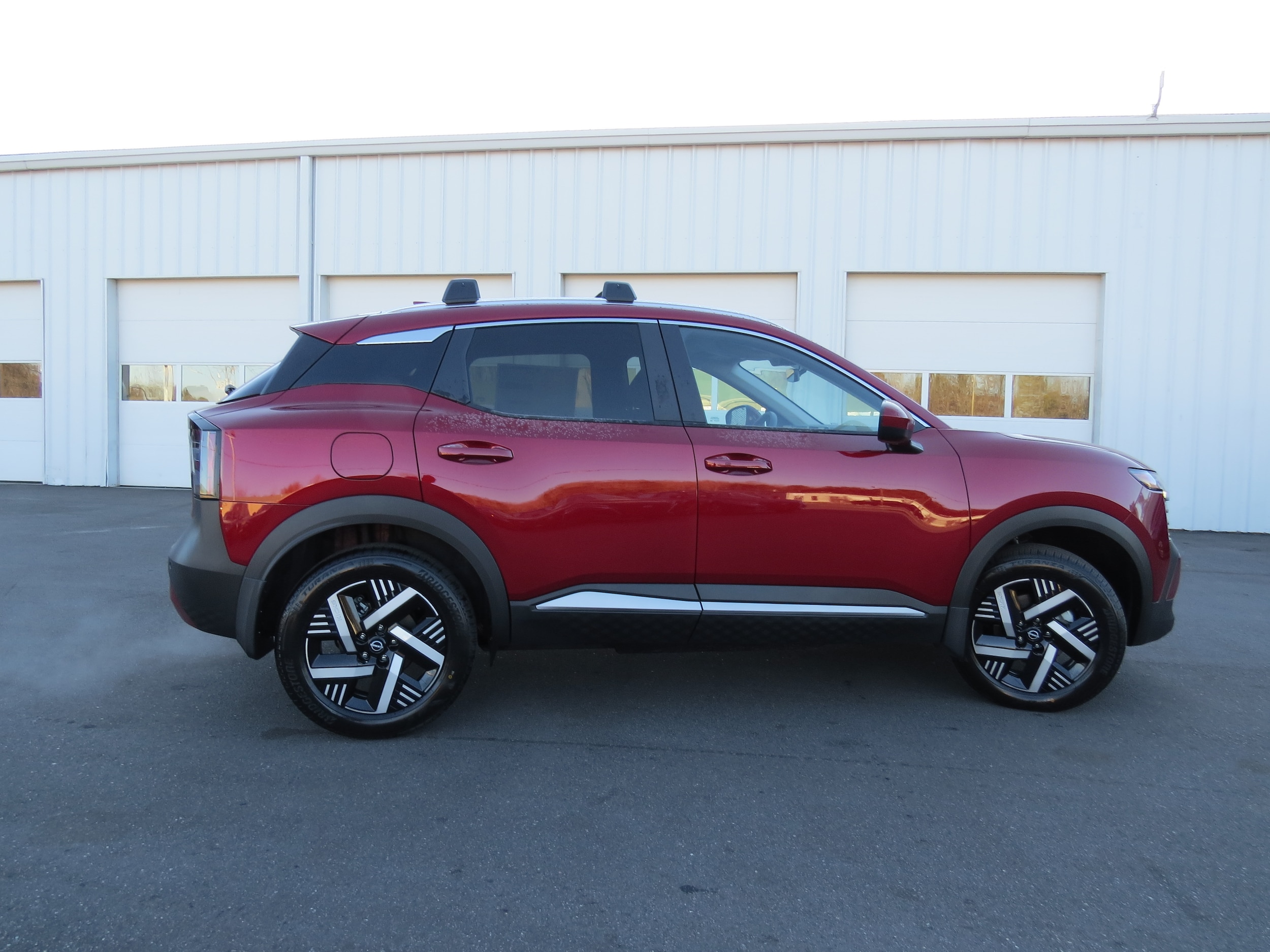 2025 Nissan Kicks SV - 6