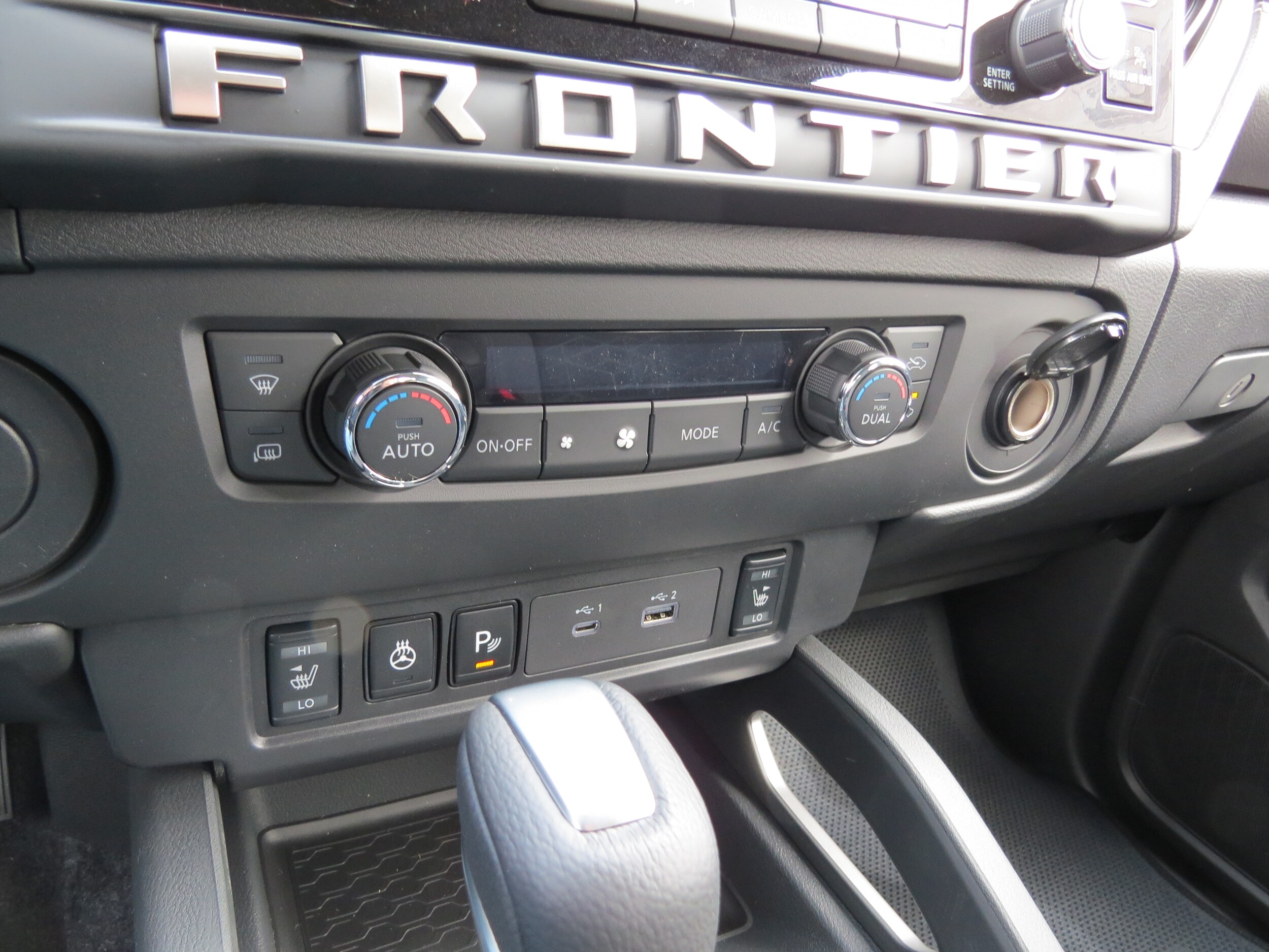 2025 Nissan Frontier SV Super Black at Griffin Nissan