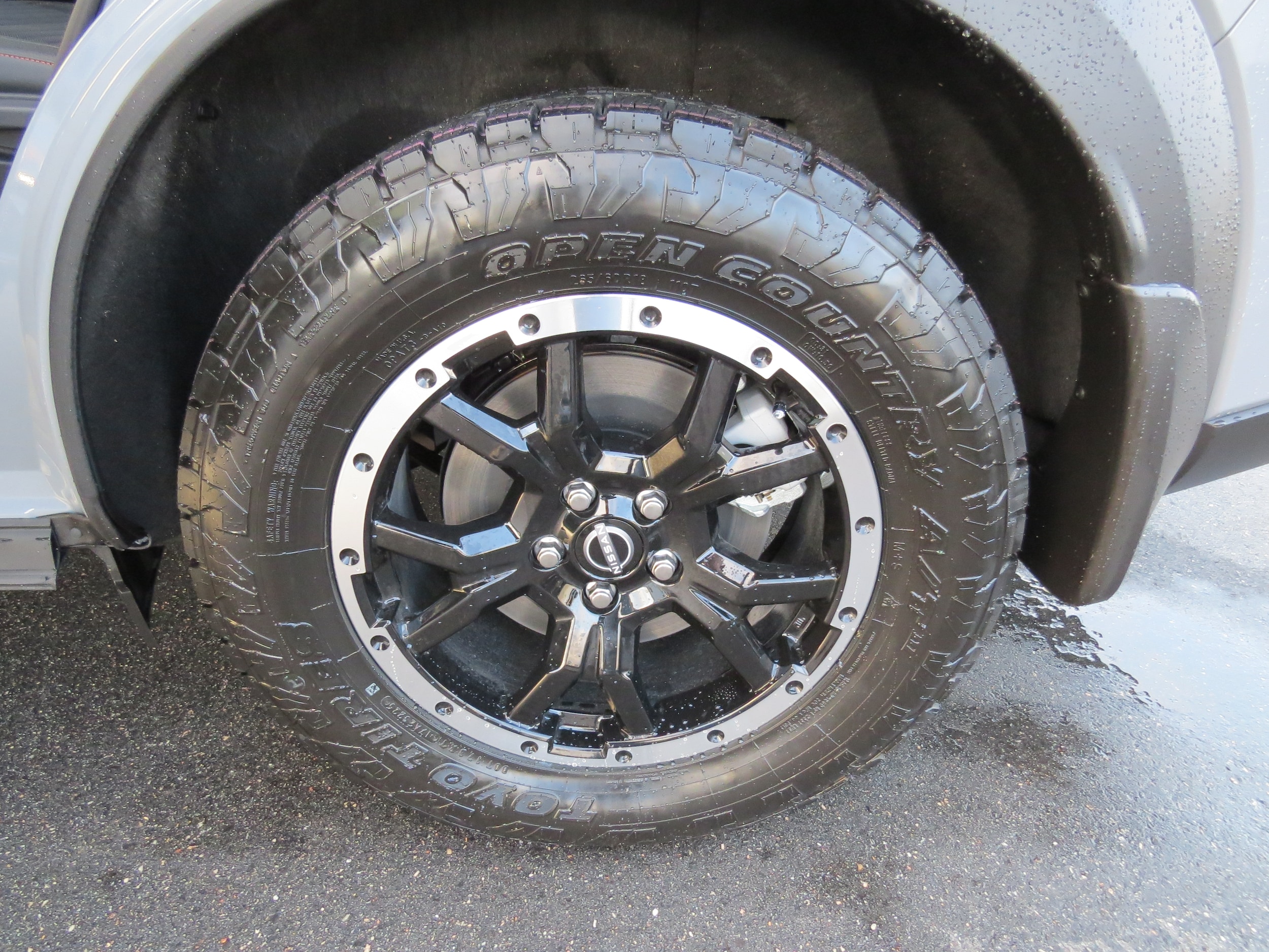 2025 Nissan Pathfinder Rock Creek Two-Tone Boulder Gray Pearl   Super Black at Griffin Nissan