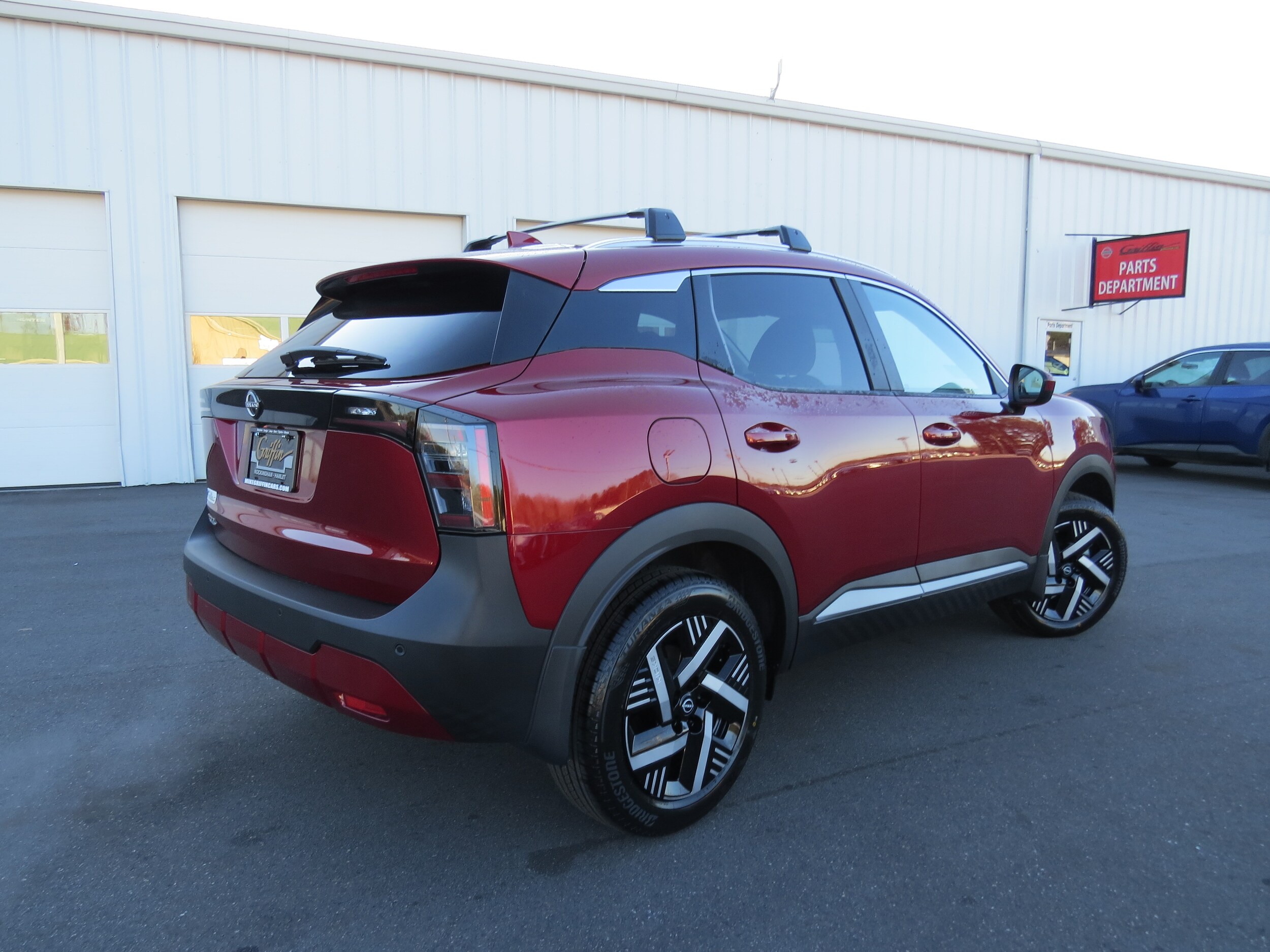 2025 Nissan Kicks SV - 5