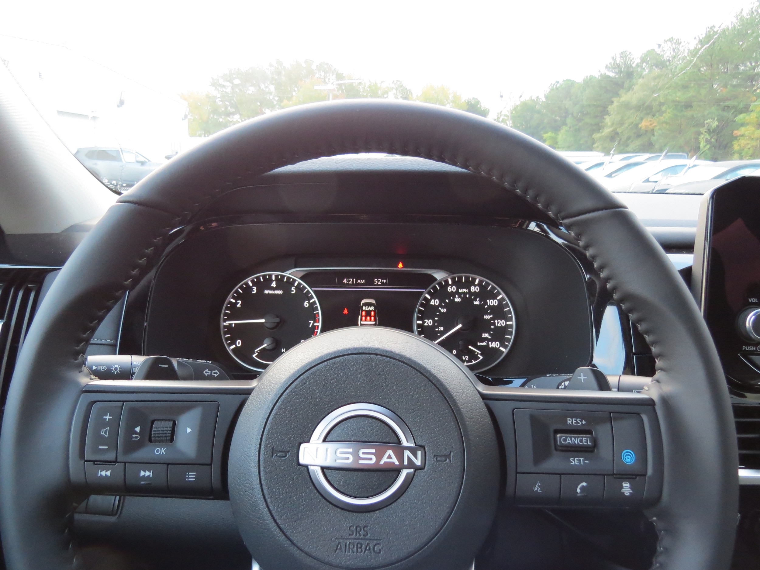 2025 Nissan Pathfinder SV Everest White Pearl Tricoat at Griffin Nissan