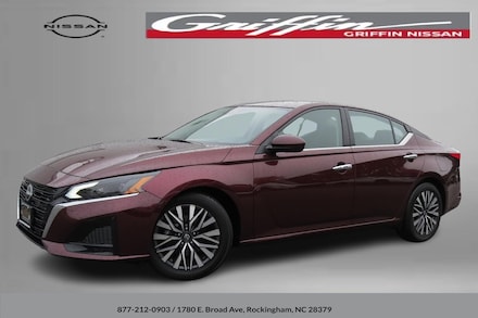 2023 Nissan Altima 2.5 SV Car