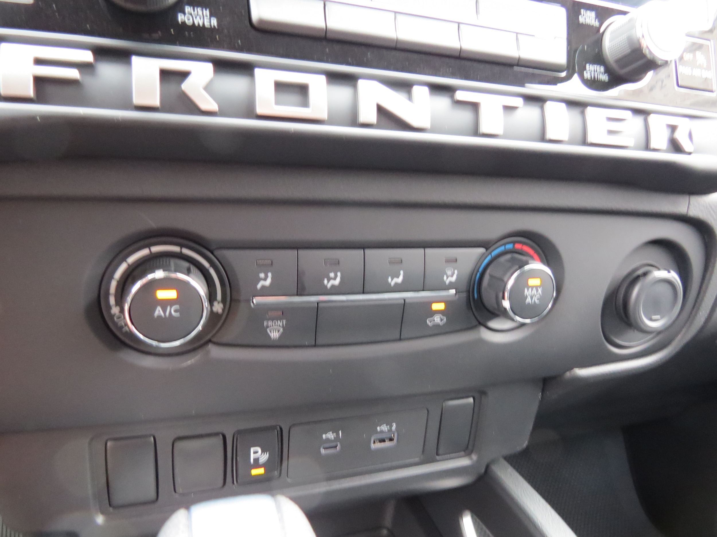 2025 Nissan Frontier SV Glacier White at Griffin Nissan