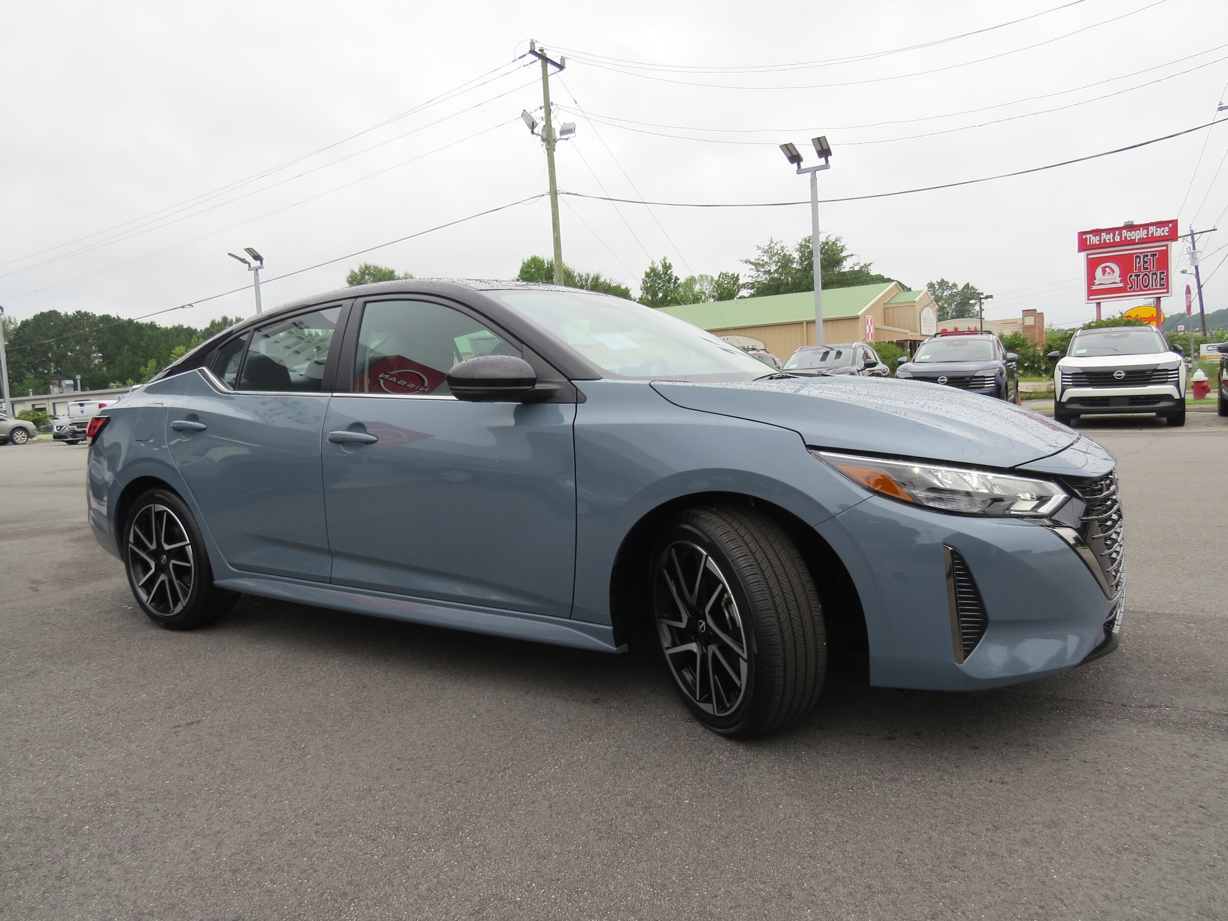2025 Nissan Sentra SR Atlantic Gray/Super Black at Griffin Nissan