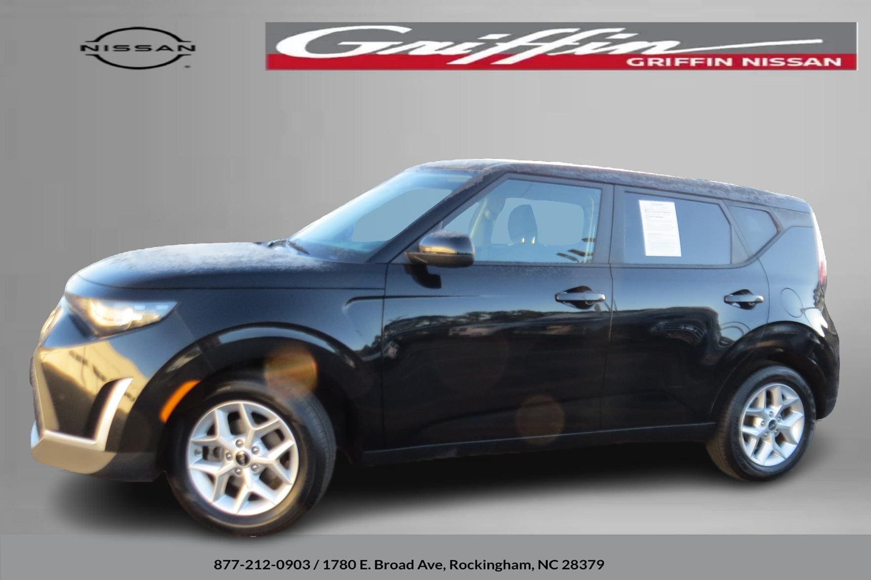 2024 Kia Soul LX's photo