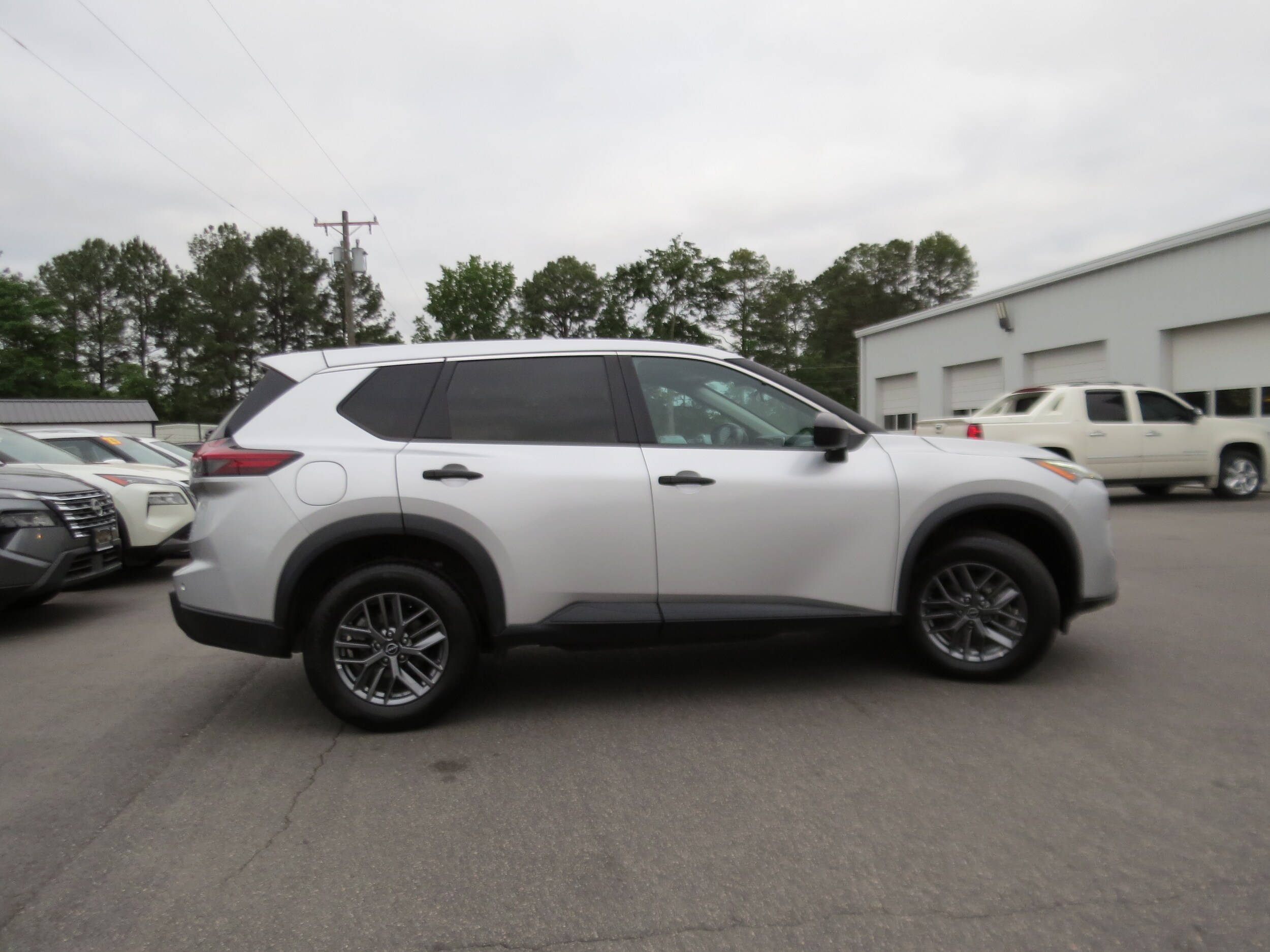2024 Nissan Rogue S Brilliant Silver Metallic at Griffin Nissan