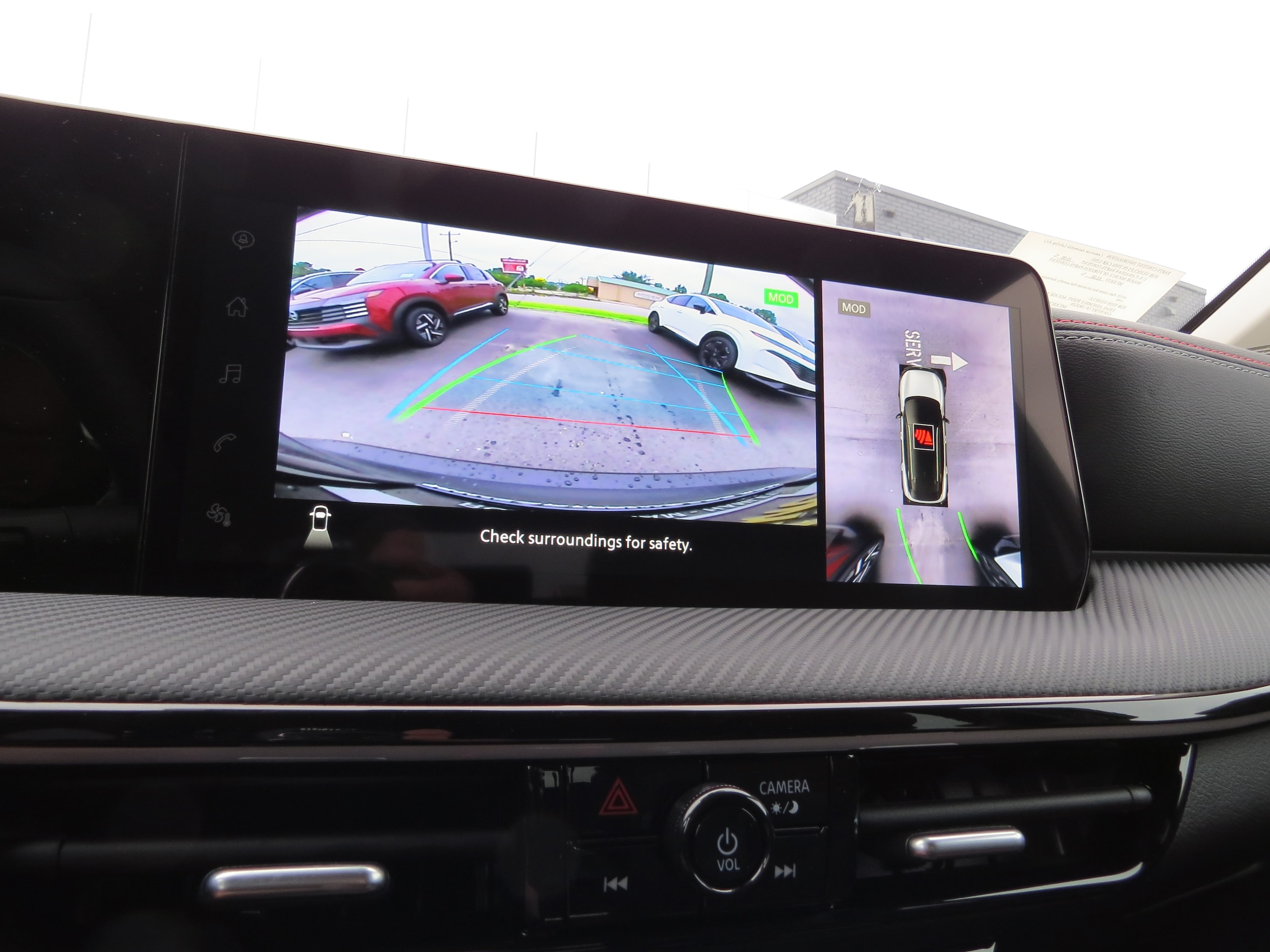 2025 Nissan Kicks SR Gun at Griffin Nissan