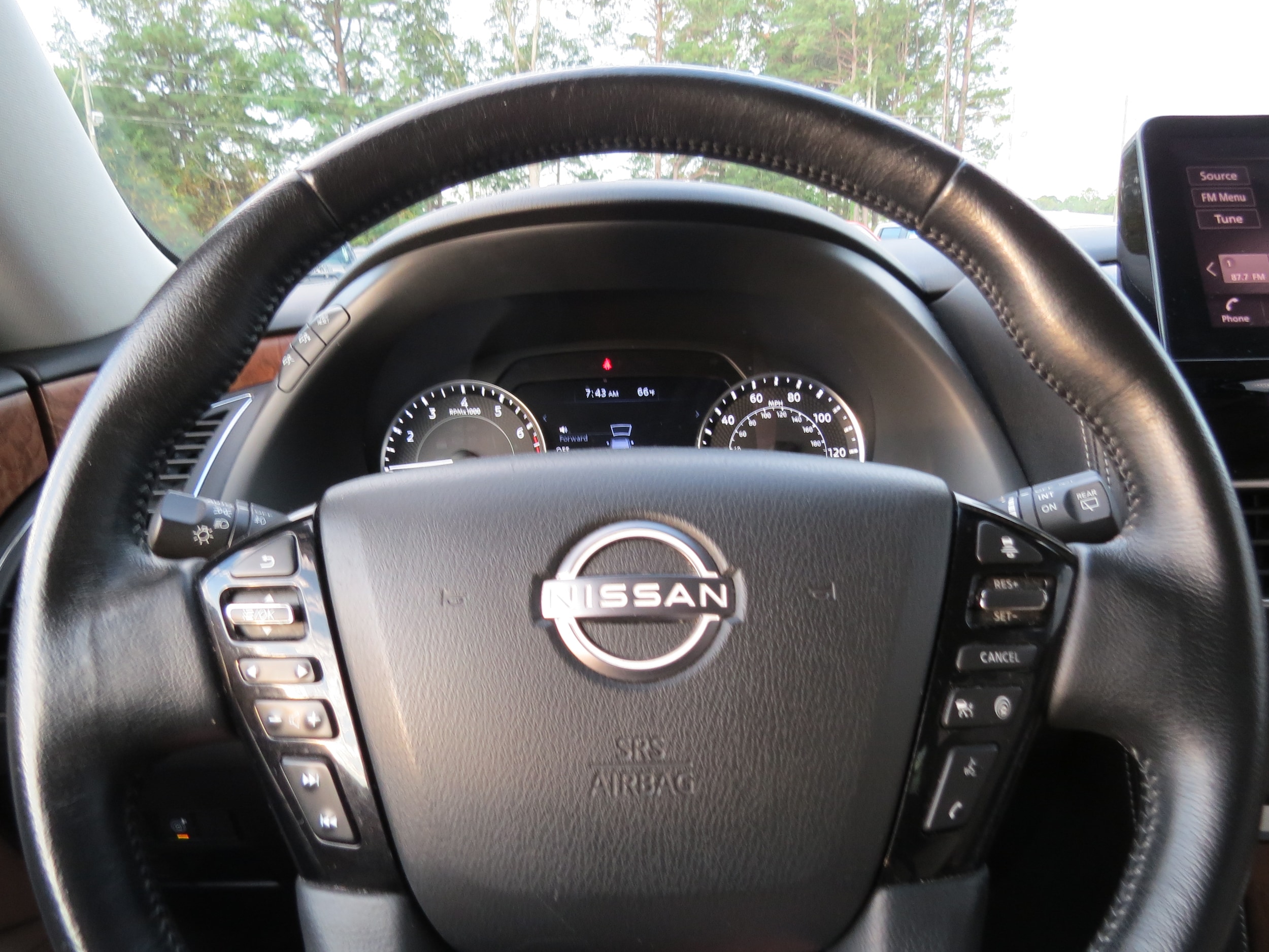 2023 Nissan Armada SL Aspen White Tricoat at Griffin Nissan