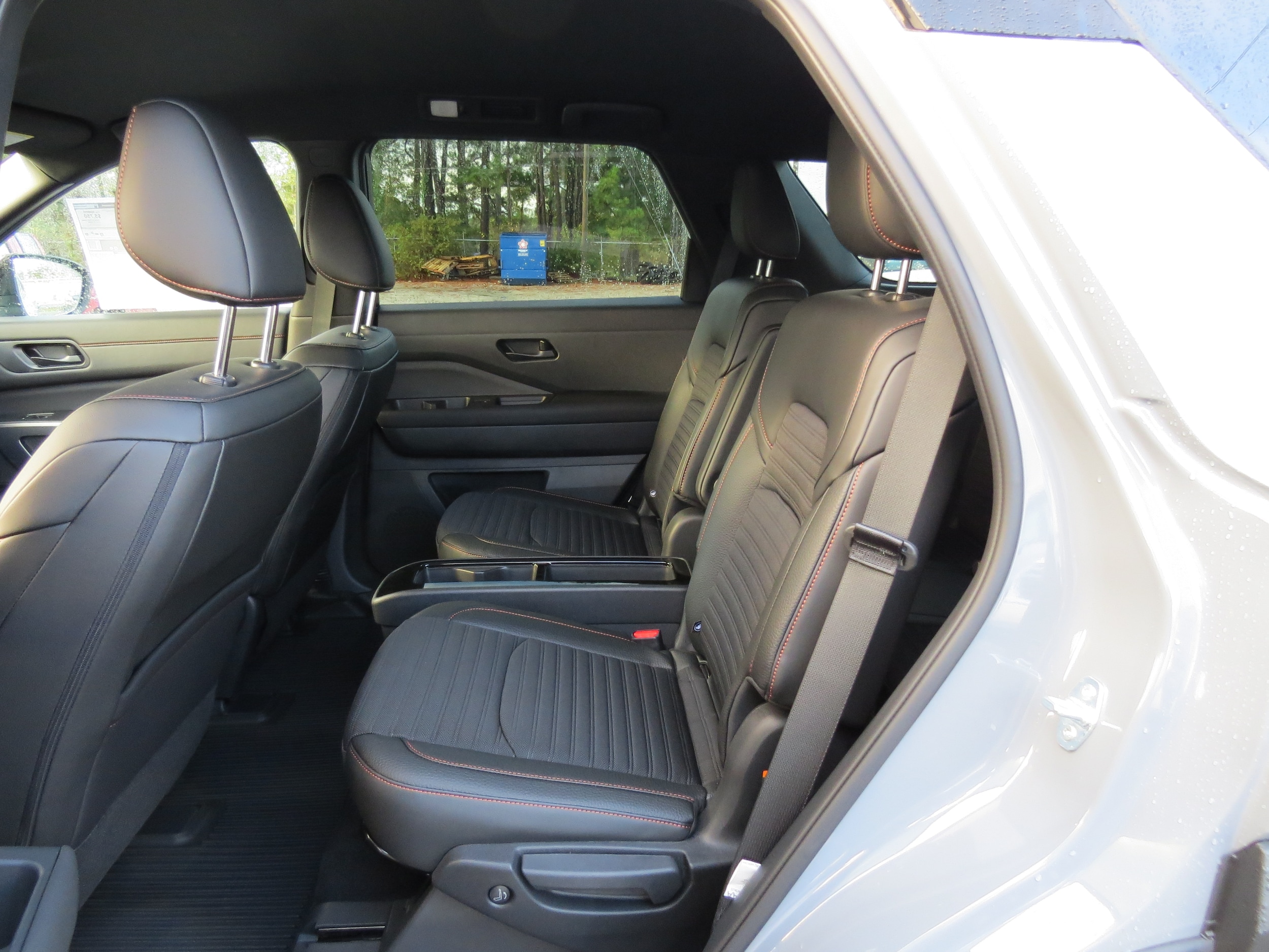 2025 Nissan Pathfinder Rock Creek Two-Tone Boulder Gray Pearl   Super Black at Griffin Nissan