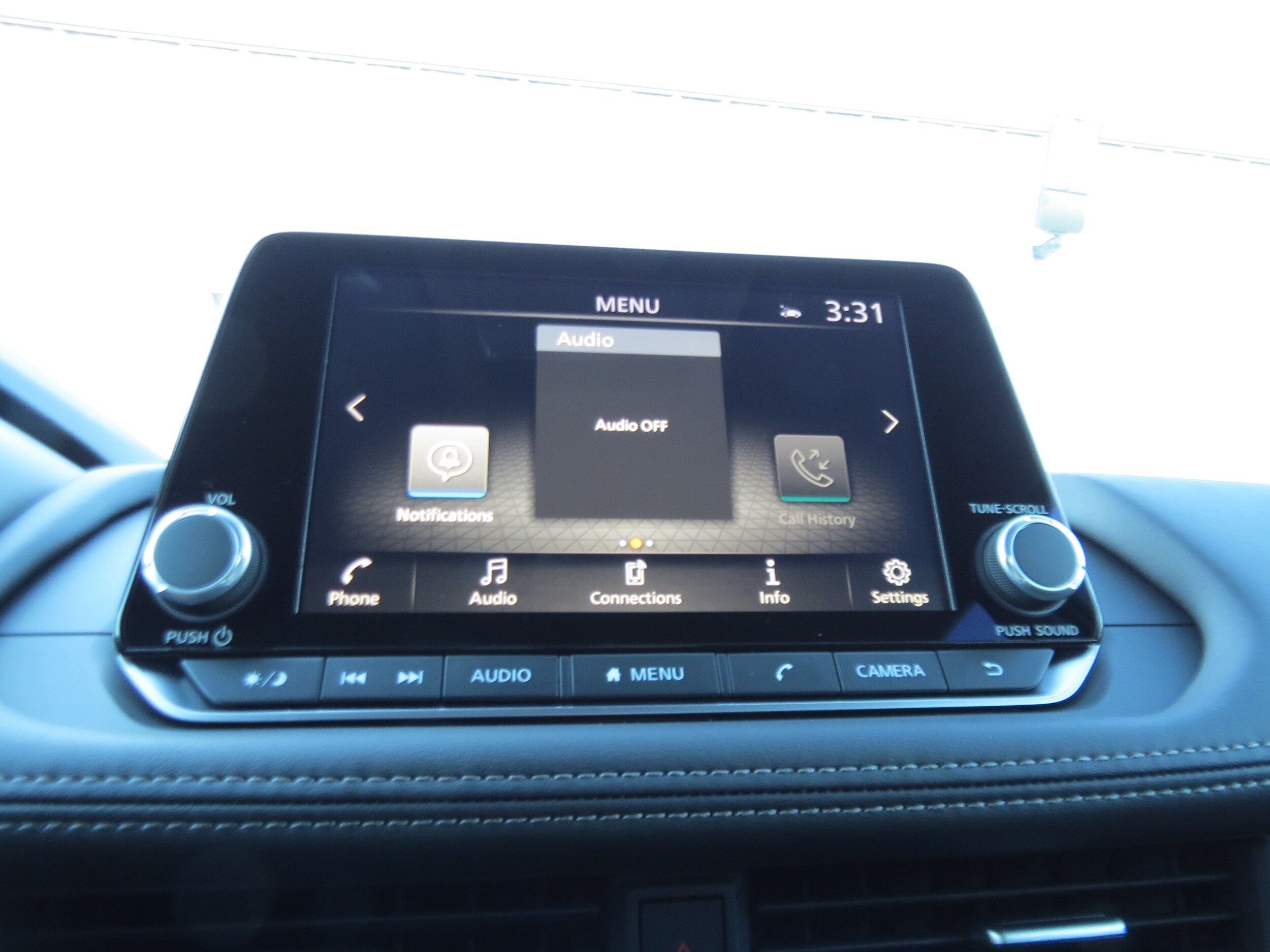 2026 Nissan Rogue SV Everest White Pearl Tricoat at Griffin Nissan