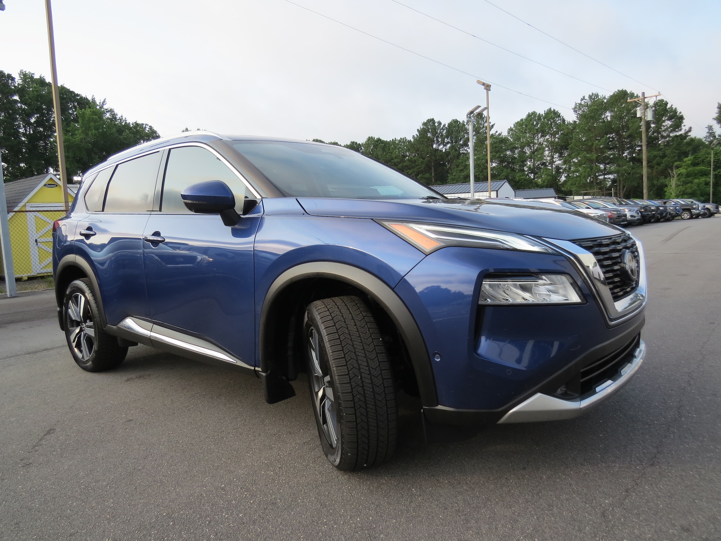 2022 Nissan Rogue Platinum - 6