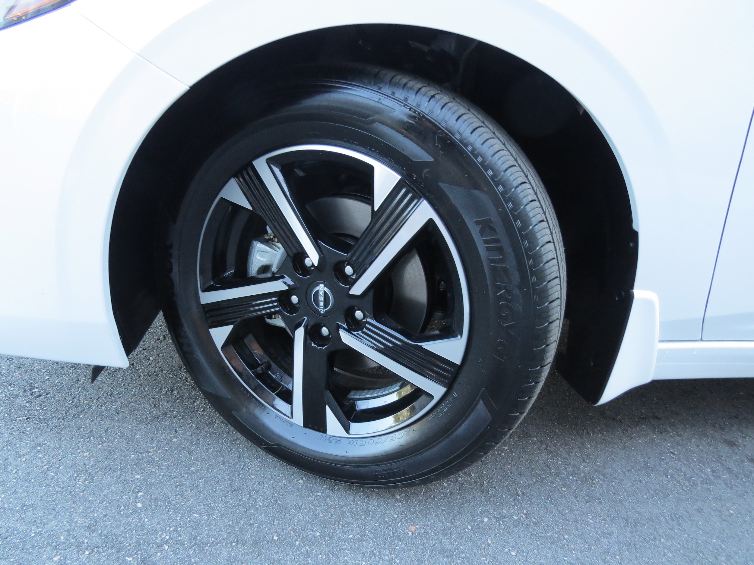 2025 Nissan Sentra SV Fresh Powder at Griffin Nissan