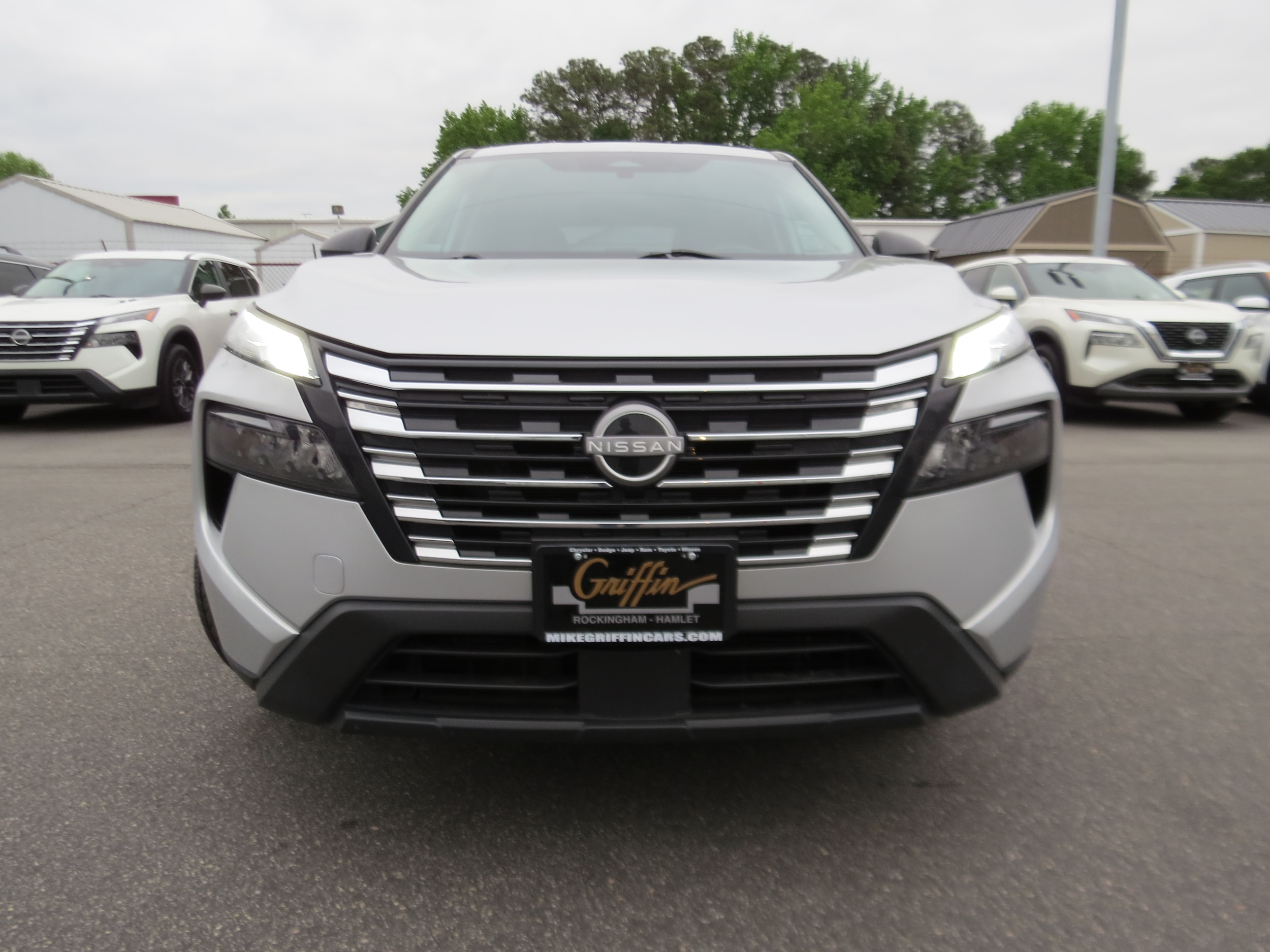 2024 Nissan Rogue S Brilliant Silver Metallic at Griffin Nissan