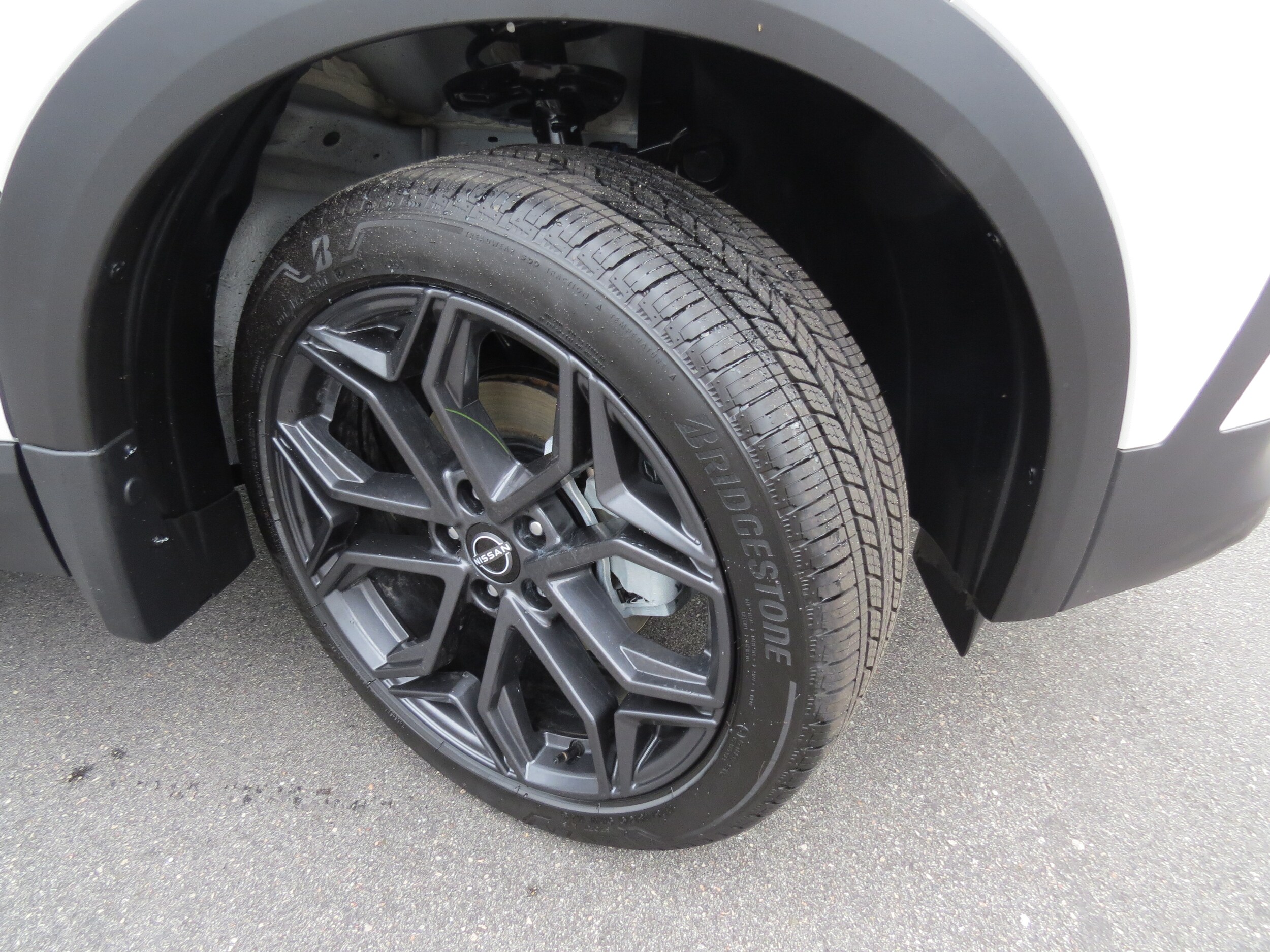 2025 Nissan Kicks SR - 9