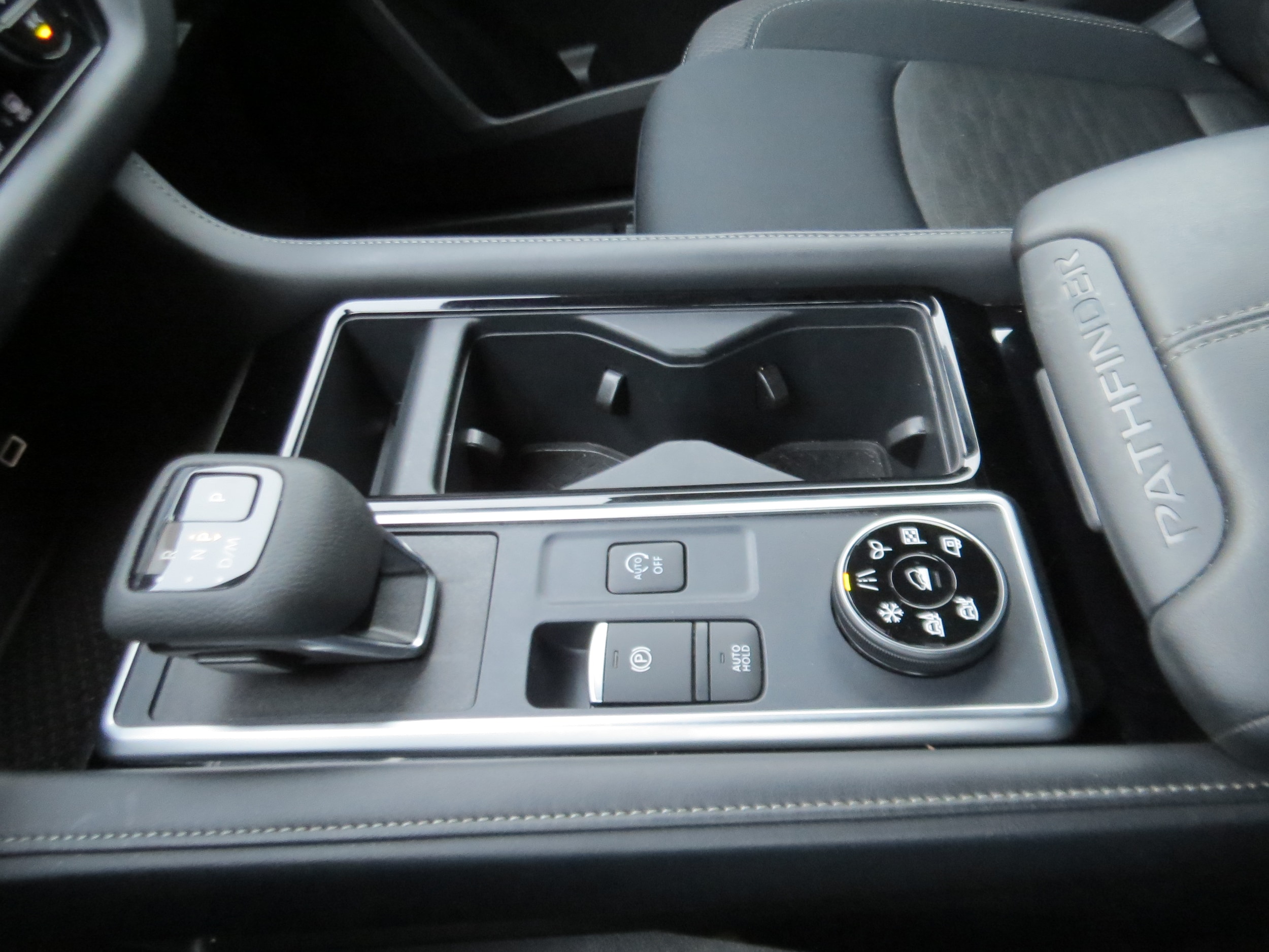 2025 Nissan Pathfinder SV Super Black at Griffin Nissan