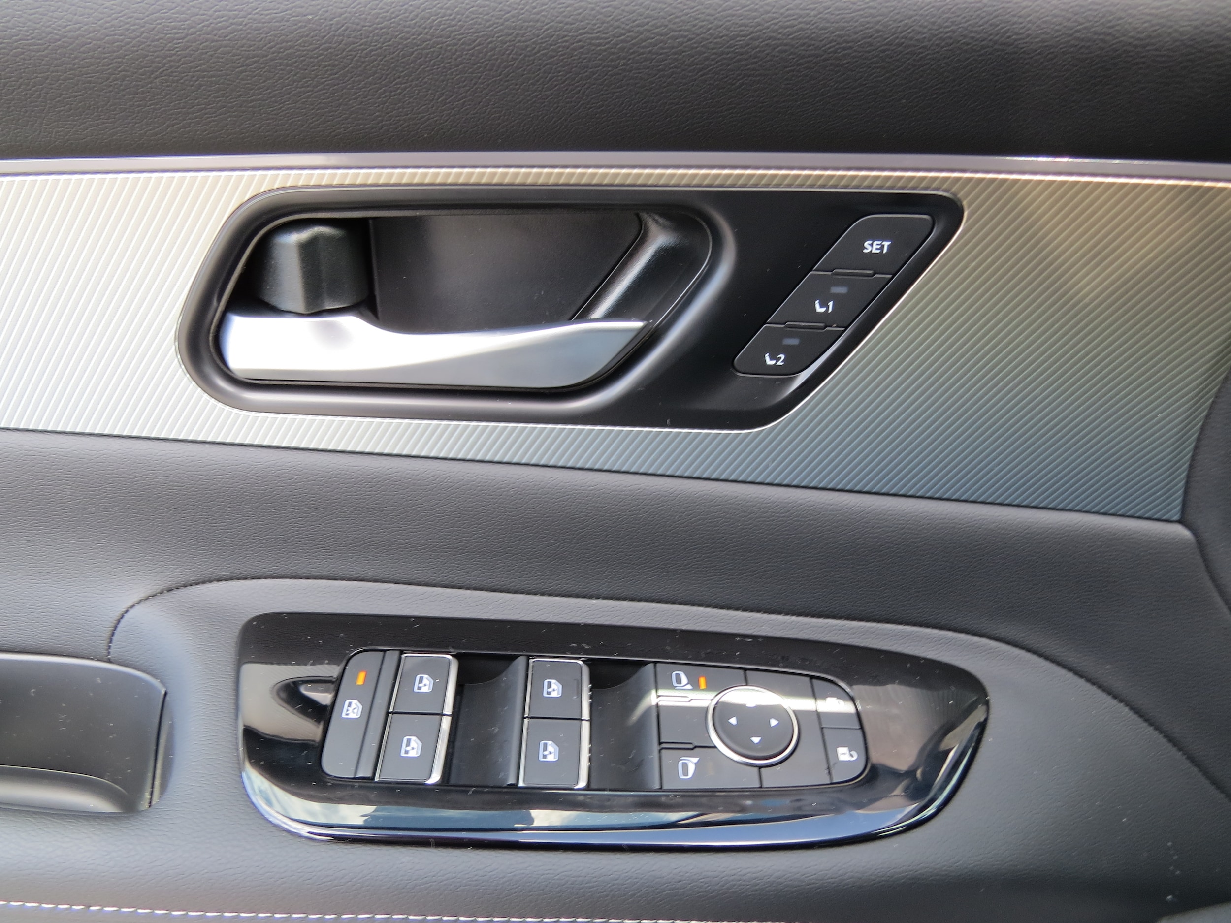 2025 Nissan Murano SL Everest White Pearl Tricoat at Griffin Nissan