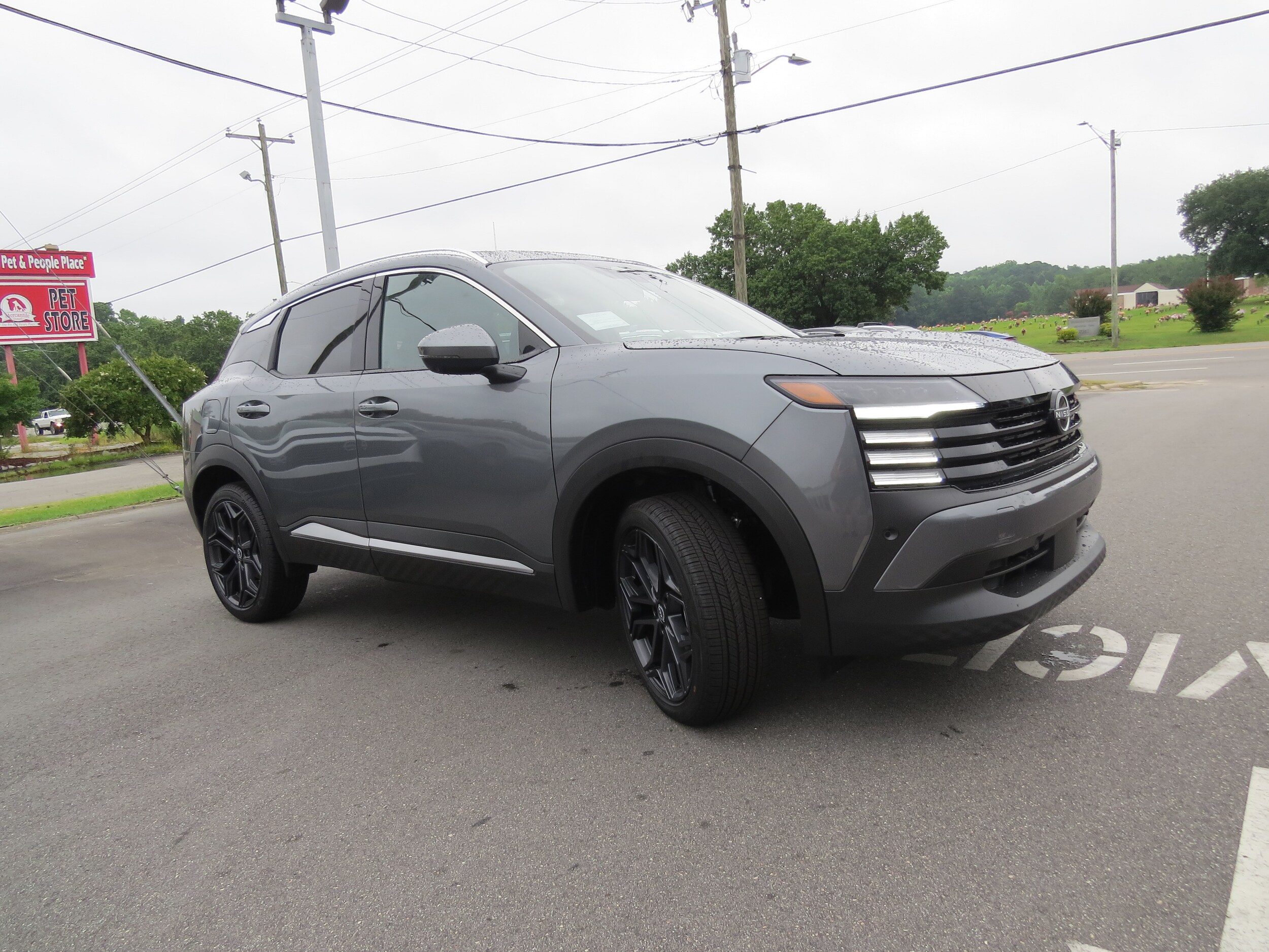 2025 Nissan Kicks SR - 7