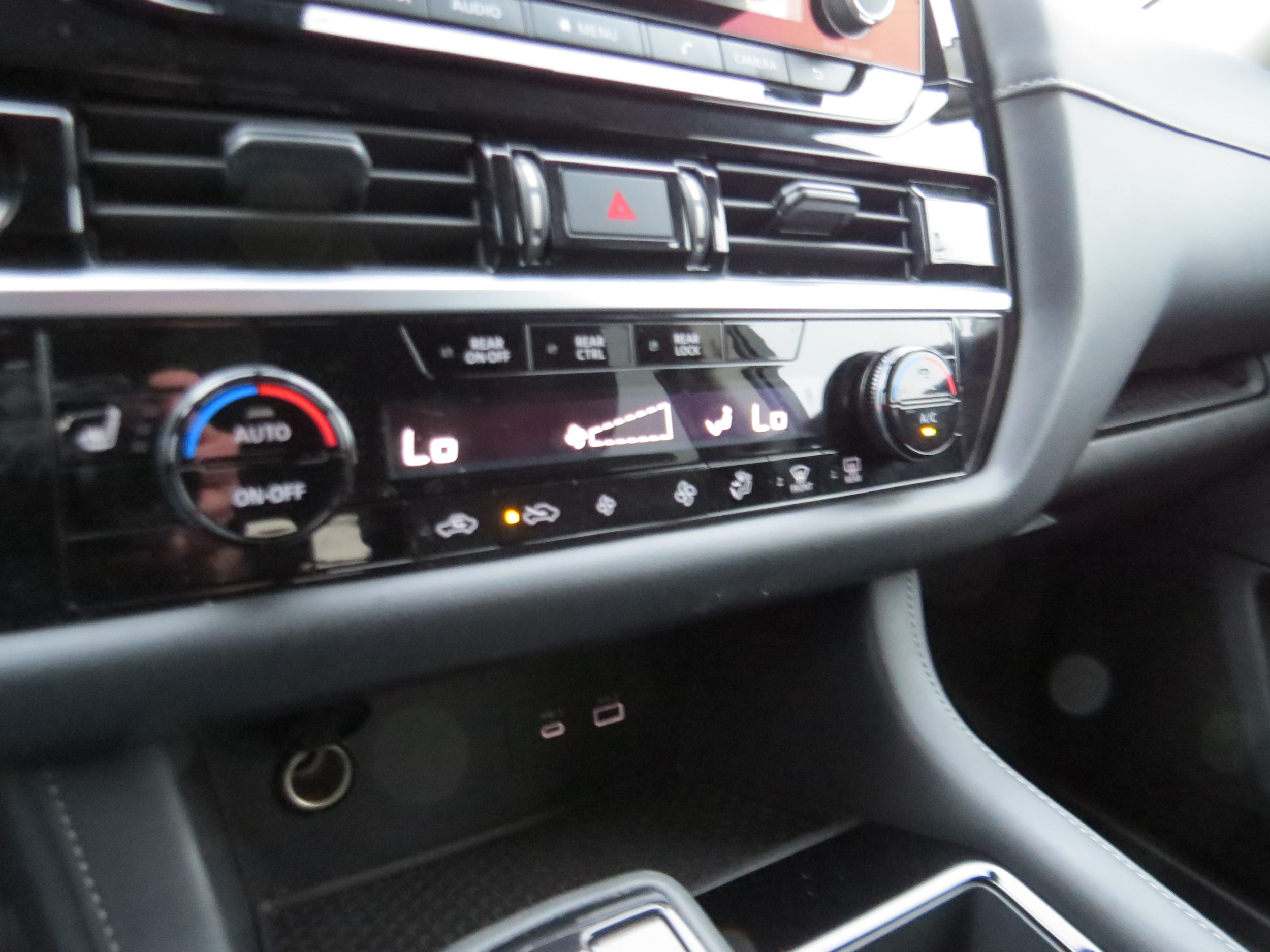 2025 Nissan Pathfinder SV Super Black at Griffin Nissan
