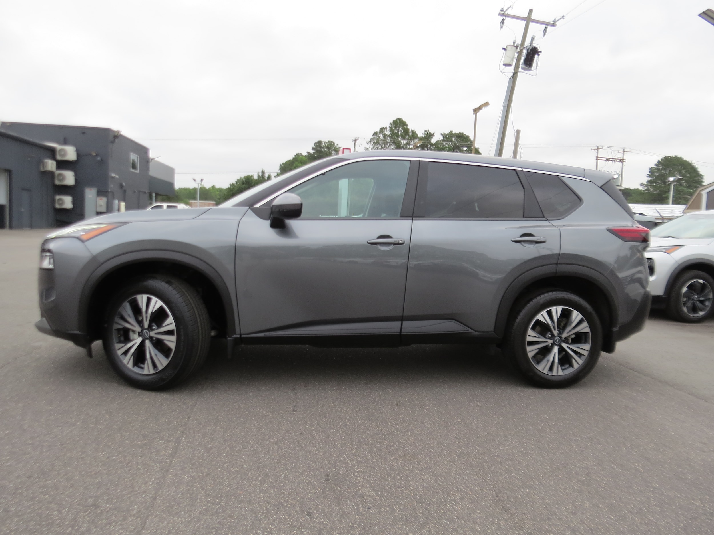 2023 Nissan Rogue SV Gun Metallic at Griffin Nissan