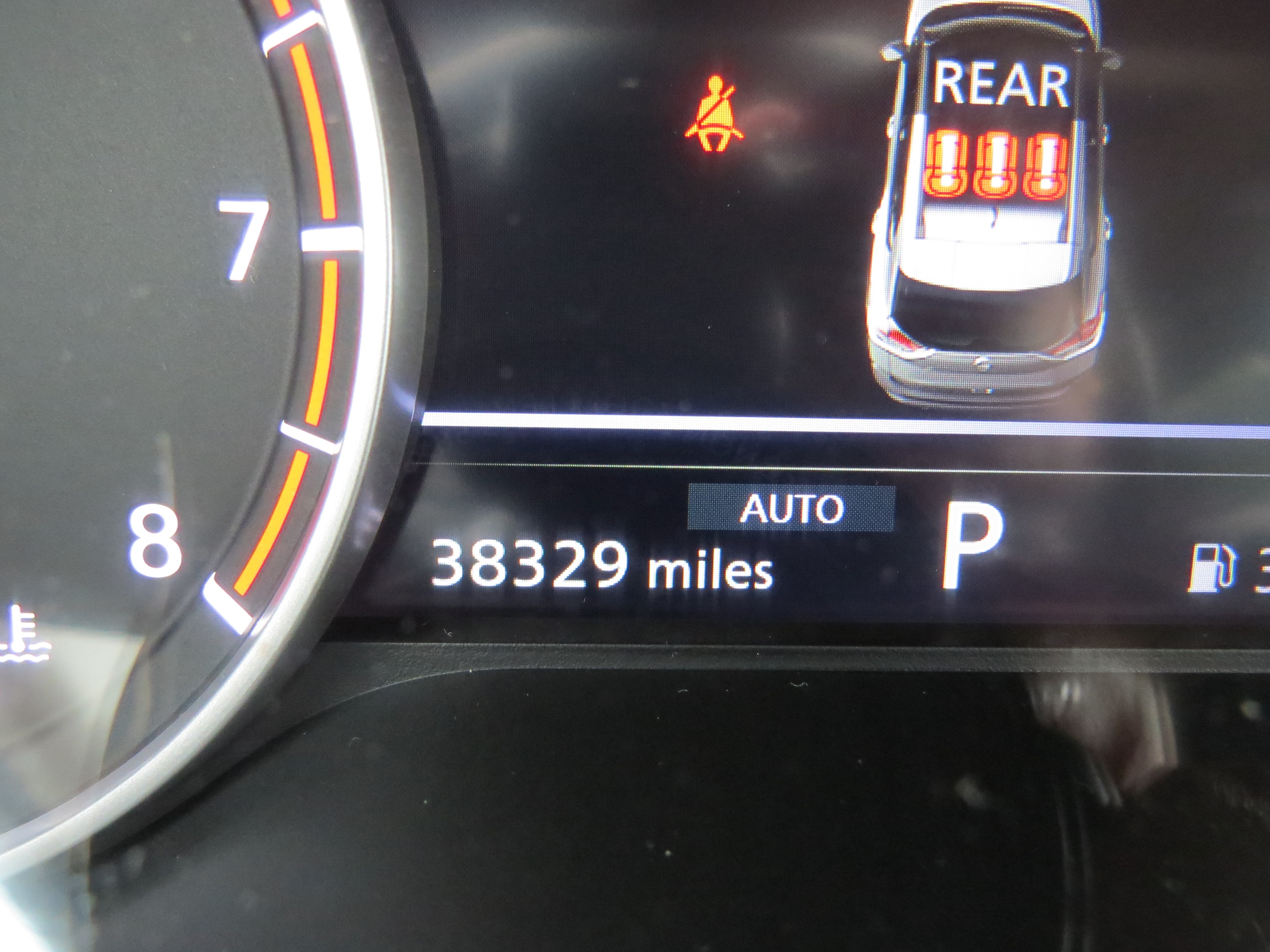 2023 Nissan Rogue SL Pearl White Tricoat at Griffin Nissan