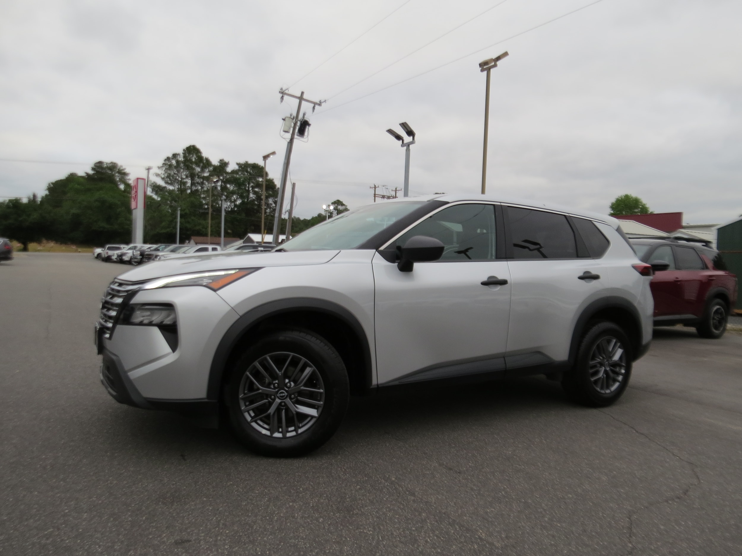 2024 Nissan Rogue S Brilliant Silver Metallic at Griffin Nissan