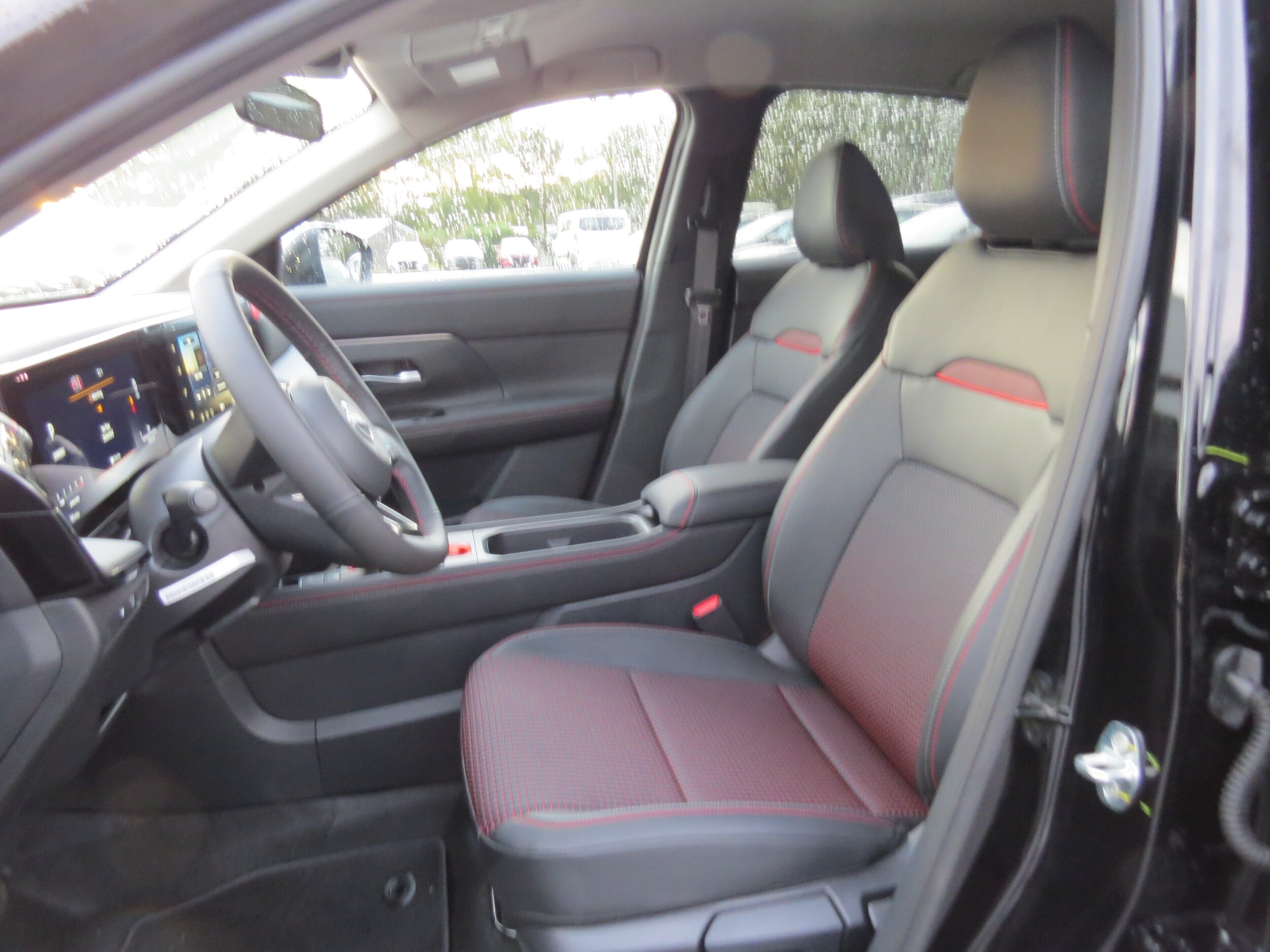 2026 Nissan Kicks SR - 6