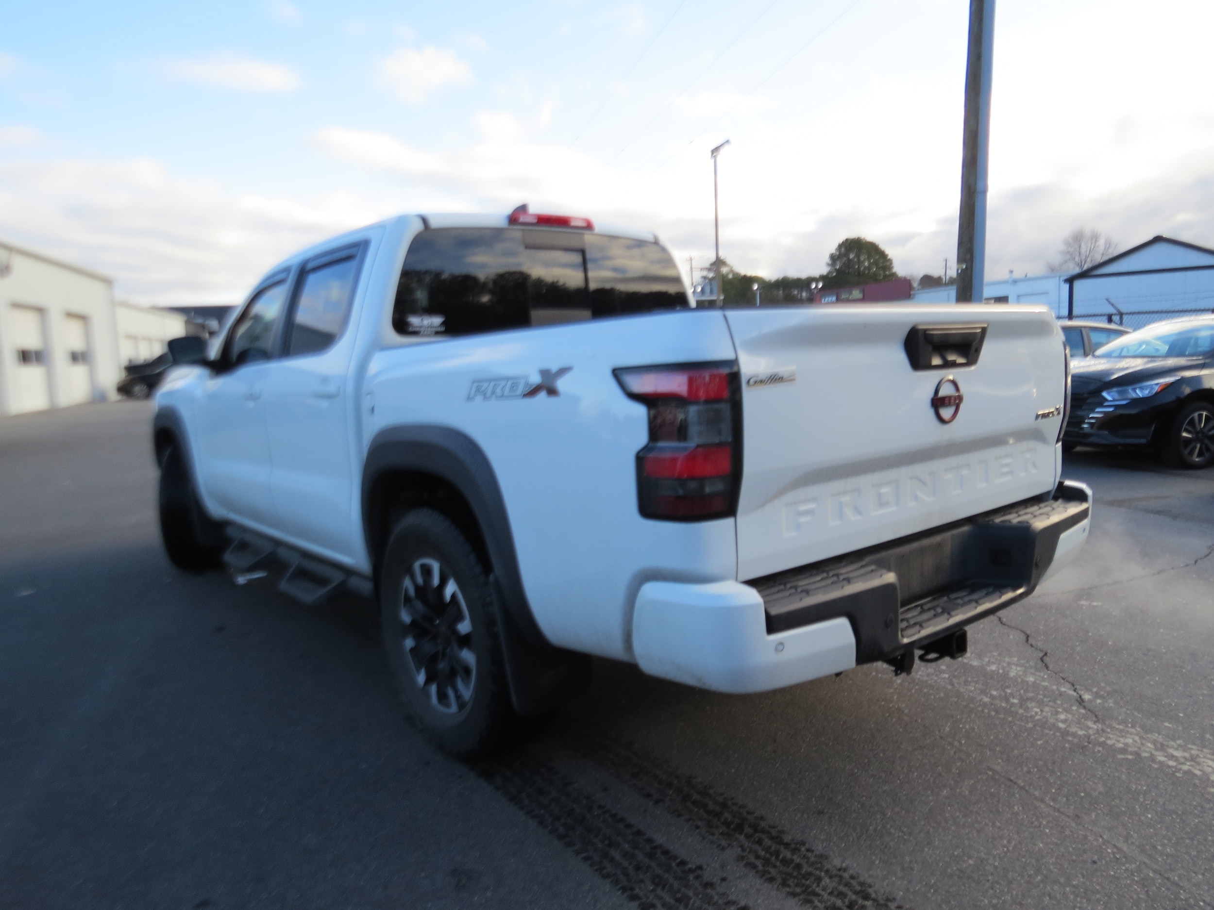 2023 Nissan Frontier PRO-X - 3