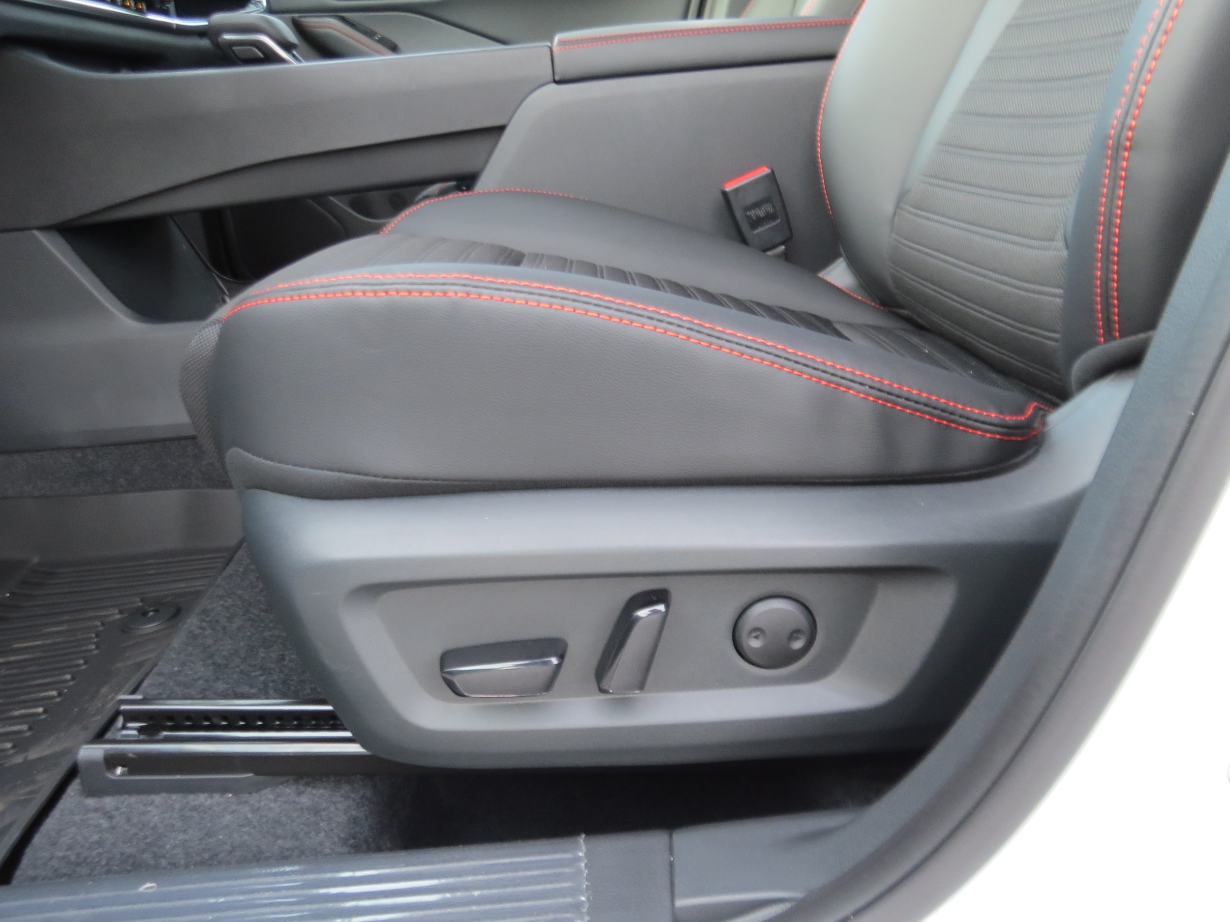 2026 Nissan Rogue Rock Creek - 11