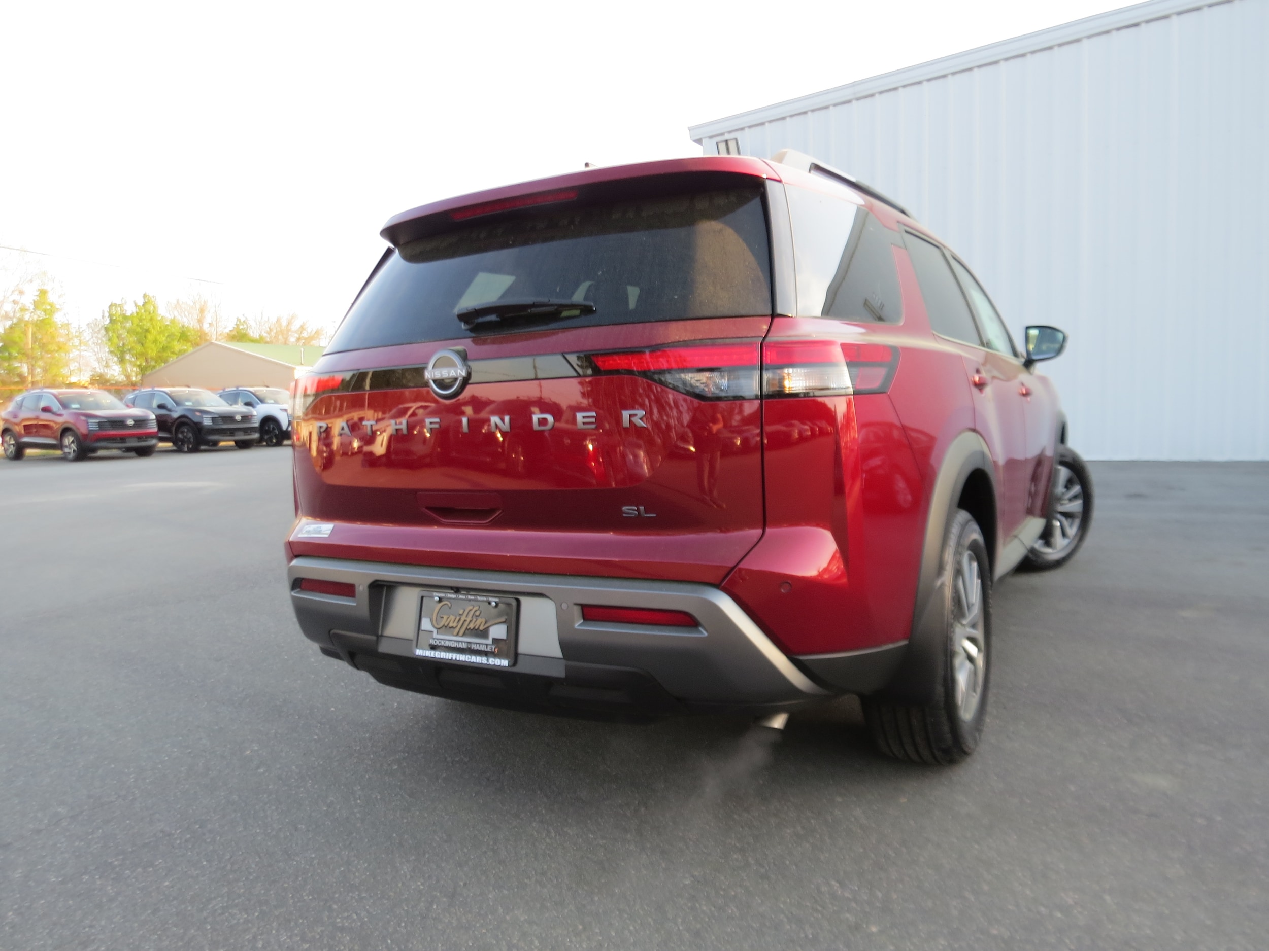 2026 Nissan Pathfinder SL Scarlet Ember Tintcoat at Griffin Nissan