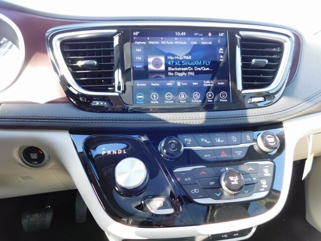 New 2019 Chrysler Pacifica Limited For Sale Milwaukee Wi