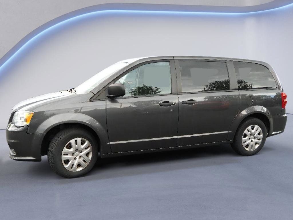 Used 2019 Dodge Grand Caravan SE with VIN 2C4RDGBG9KR786548 for sale in Milwaukee, WI