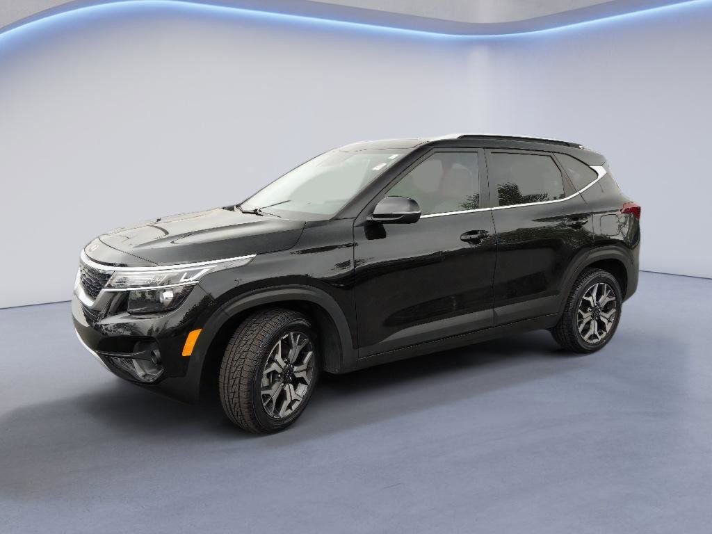 Certified 2021 Kia Seltos EX with VIN KNDERCAA7M7120671 for sale in Milwaukee, WI