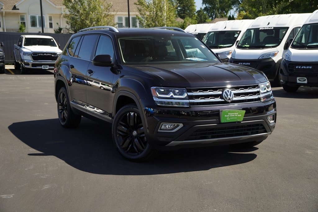 Certified 2019 Volkswagen Atlas SEL with VIN 1V2MR2CA4KC622642 for sale in Milwaukee, WI