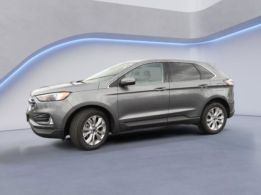 Used 2022 Ford Edge Titanium with VIN 2FMPK4K95NBB05887 for sale in Milwaukee, WI