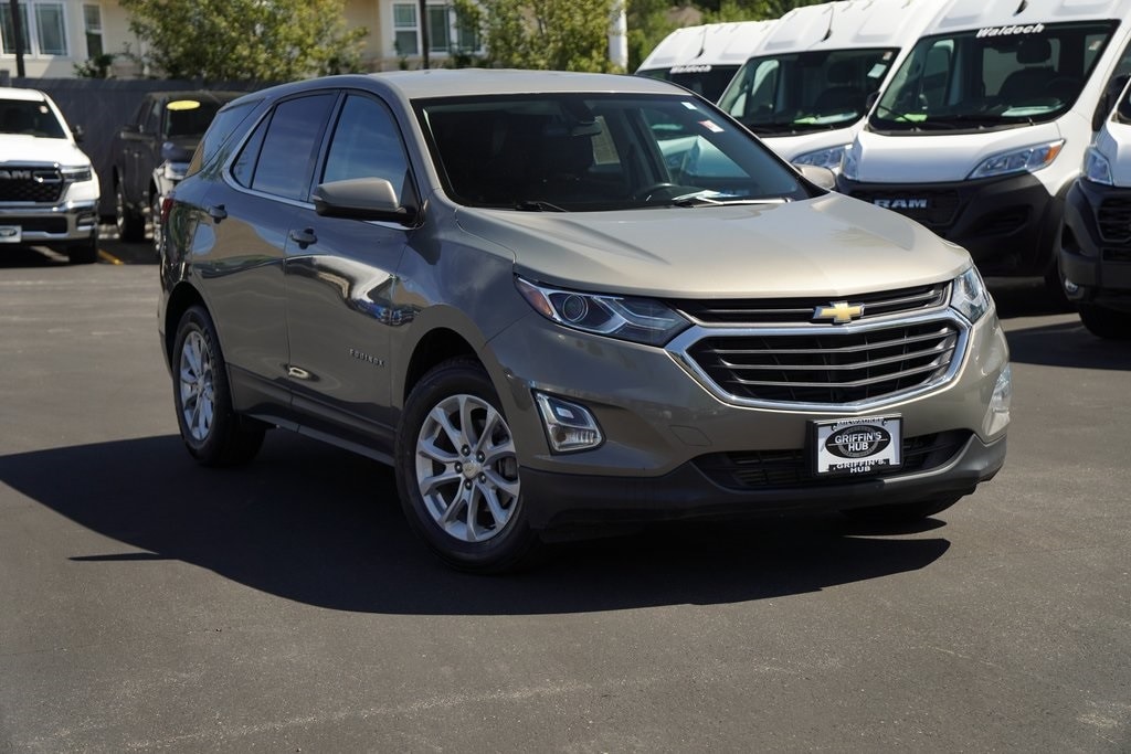 Used 2018 Chevrolet Equinox LT with VIN 3GNAXJEV1JS581004 for sale in Milwaukee, WI