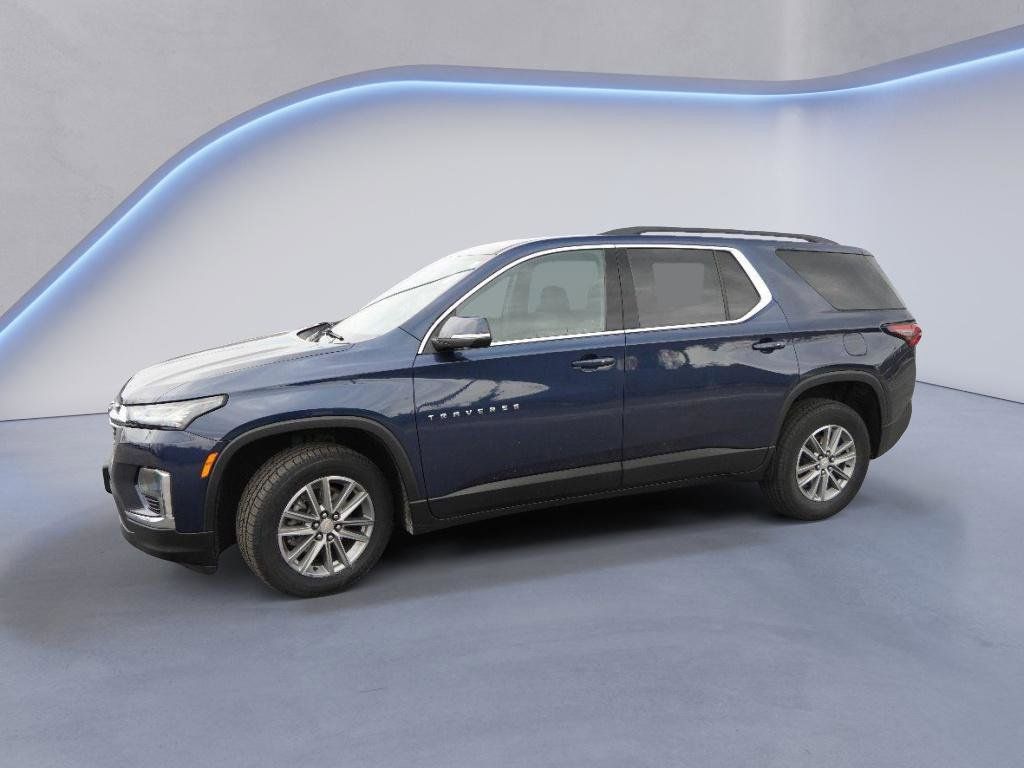 Used 2023 Chevrolet Traverse 1LT with VIN 1GNERGKW4PJ134334 for sale in Milwaukee, WI