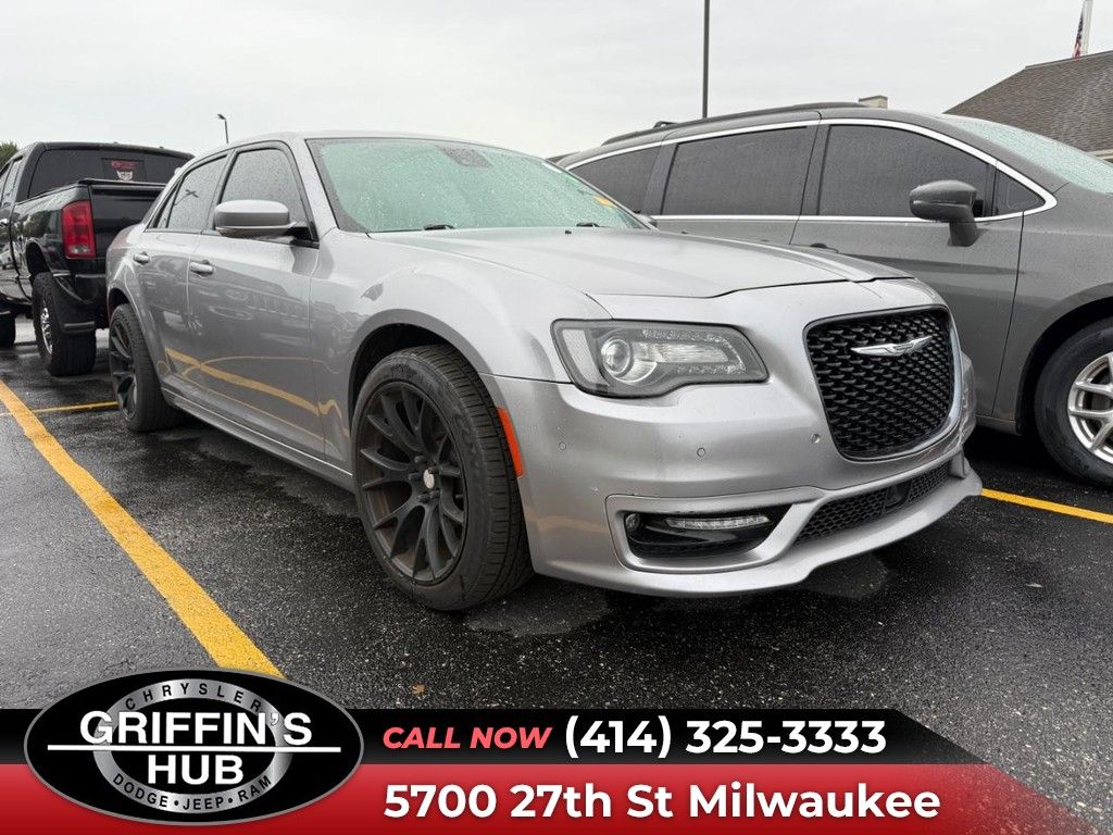 2018 Chrysler 300 Sedan  2018 Chrysler 300 Sedan