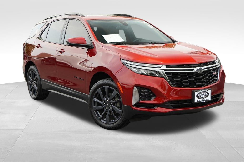 Used 2023 Chevrolet Equinox RS with VIN 3GNAXWEG7PS128464 for sale in Milwaukee, WI