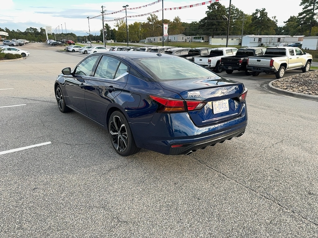 Used 2024 Nissan Altima 2.5 SR Sedan