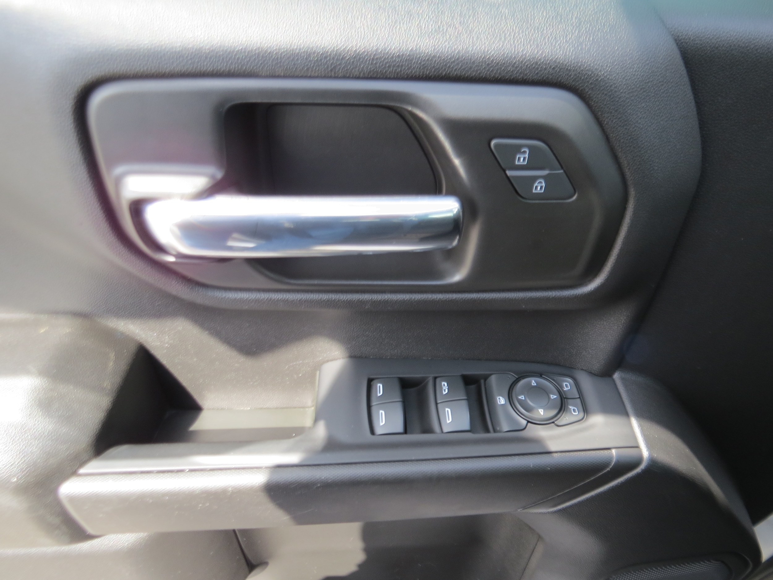 2022 Chevrolet Silverado 1500 Custom - Photo 19