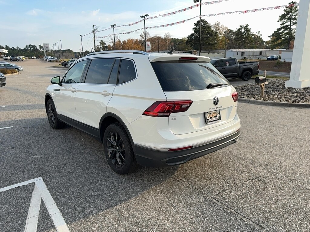 Used 2024 Volkswagen Tiguan 2.0T SE SUV