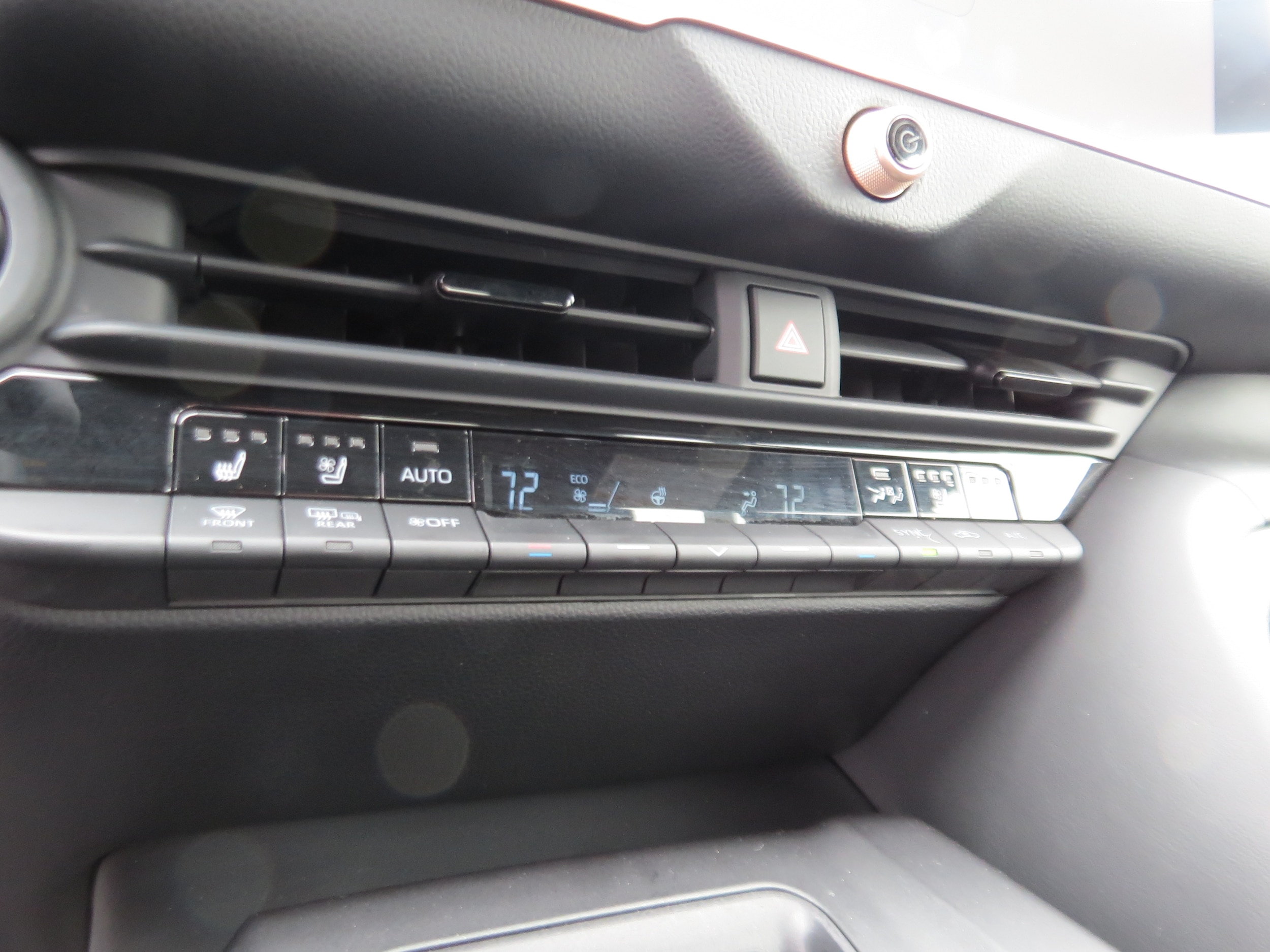 2023 Toyota Crown Limited - Photo 21