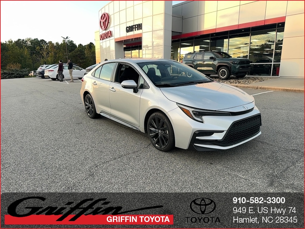 Used 2023 Toyota Corolla SE Sedan