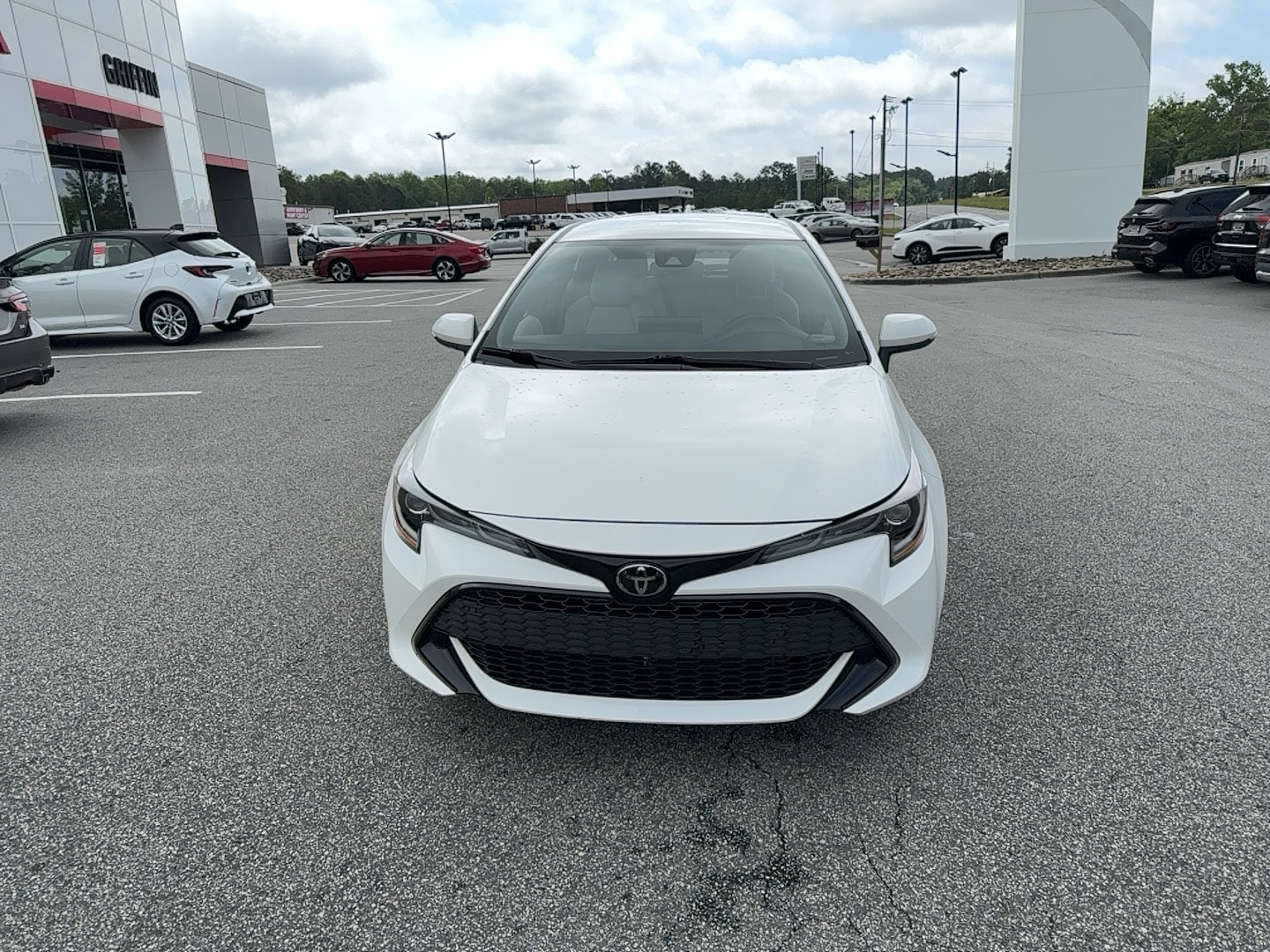 Certified 2022 Toyota Corolla Hatchback SE with VIN JTND4MBE4N3179568 for sale in Hamlet, NC