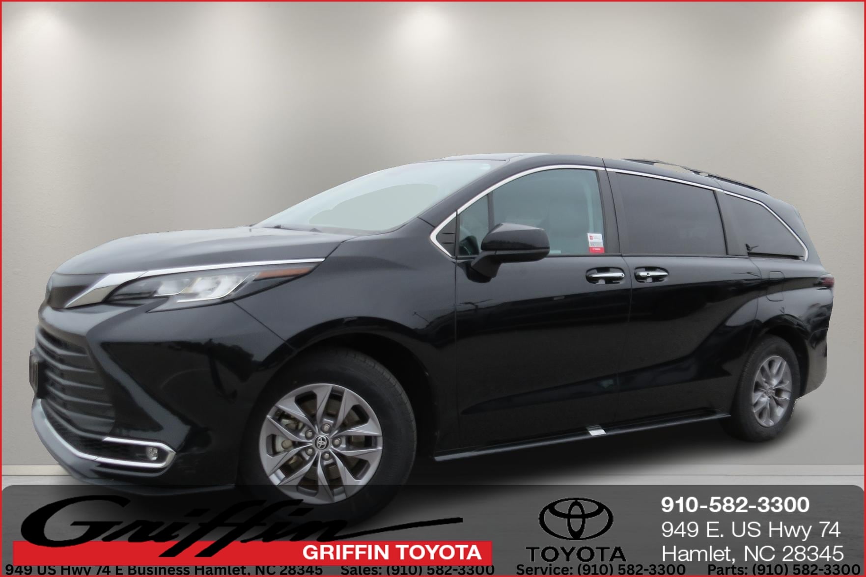 2023 Toyota Sienna Van Passenger Van 