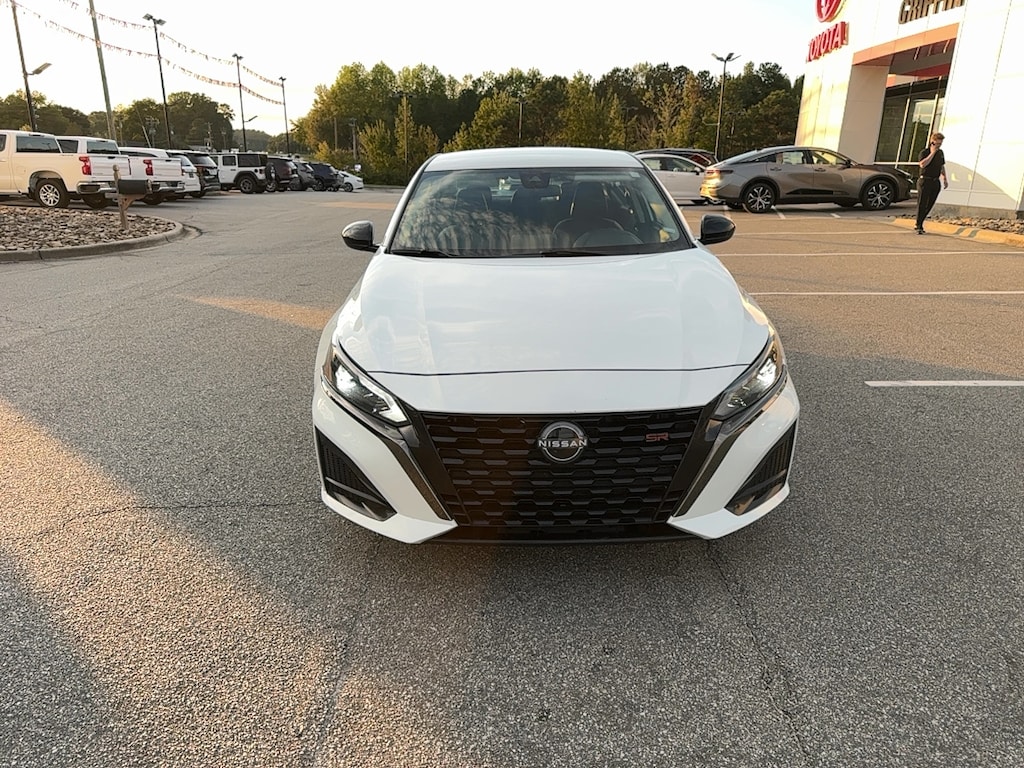 Used 2024 Nissan Altima 2.5 SR Sedan
