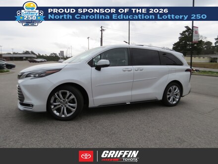 2024 Toyota Sienna Platinum 7 Passenger Van Passenger Van